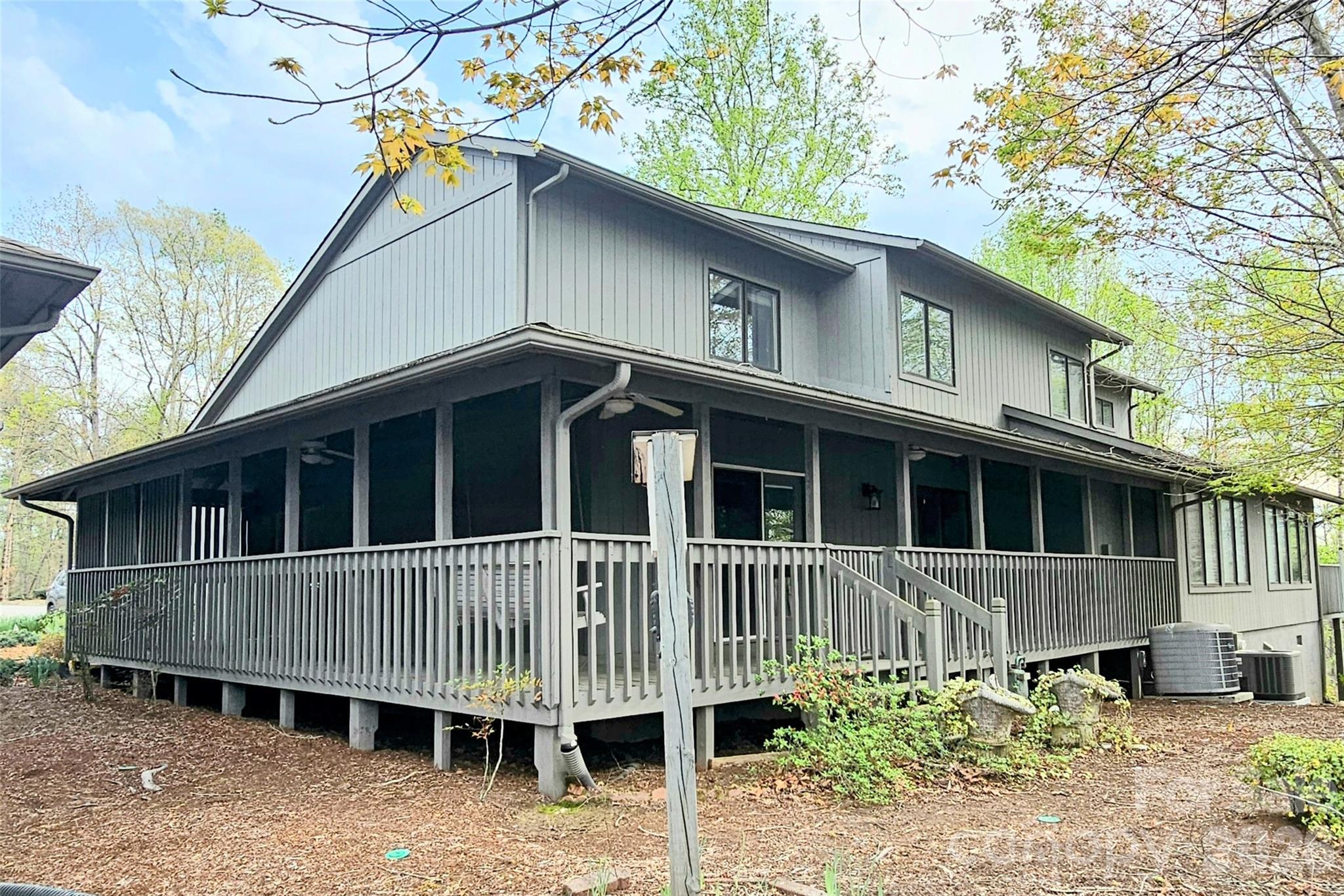 703 Independence Trail — Morganton