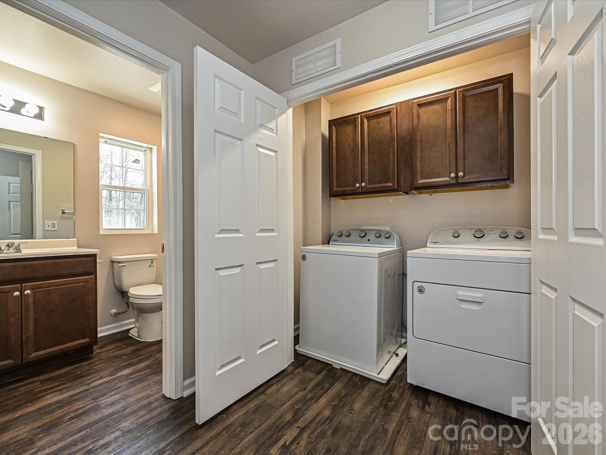 362 E Mills Avenue — Mooresville