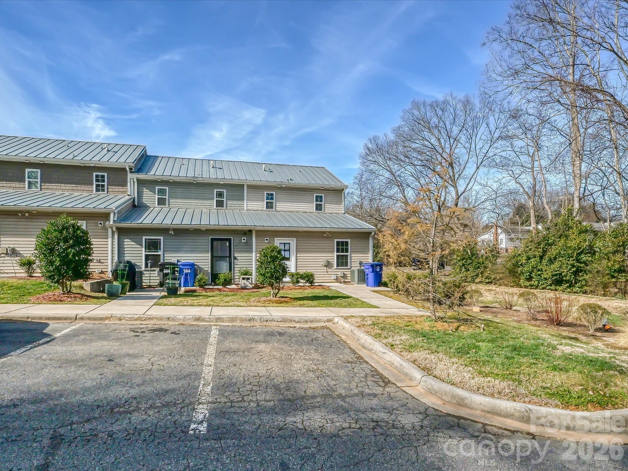 362 E Mills Avenue — Mooresville