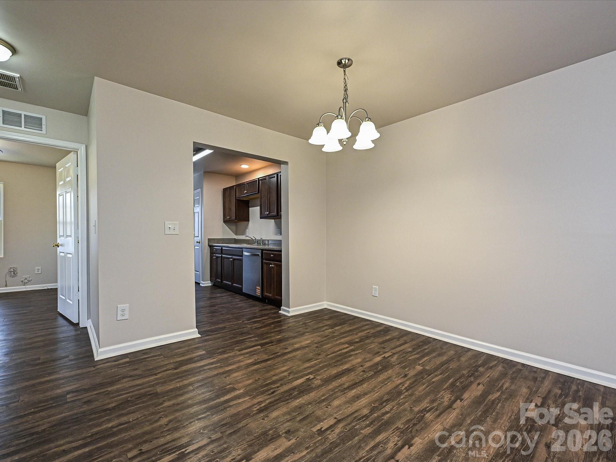 362 E Mills Avenue — Mooresville