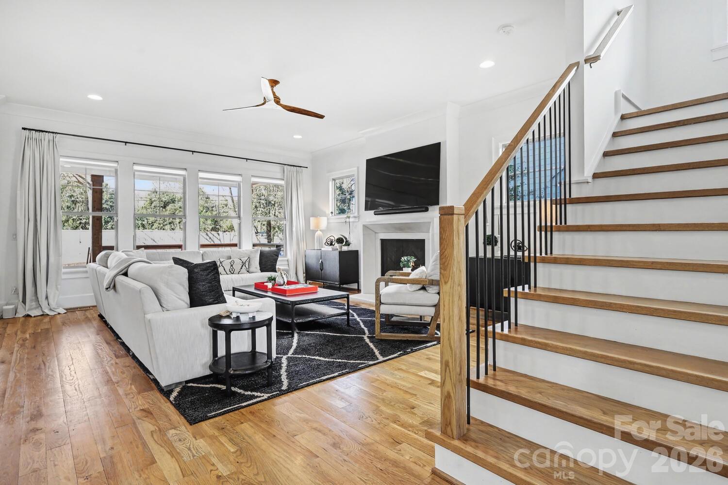 2852 Dorchester Place — Charlotte