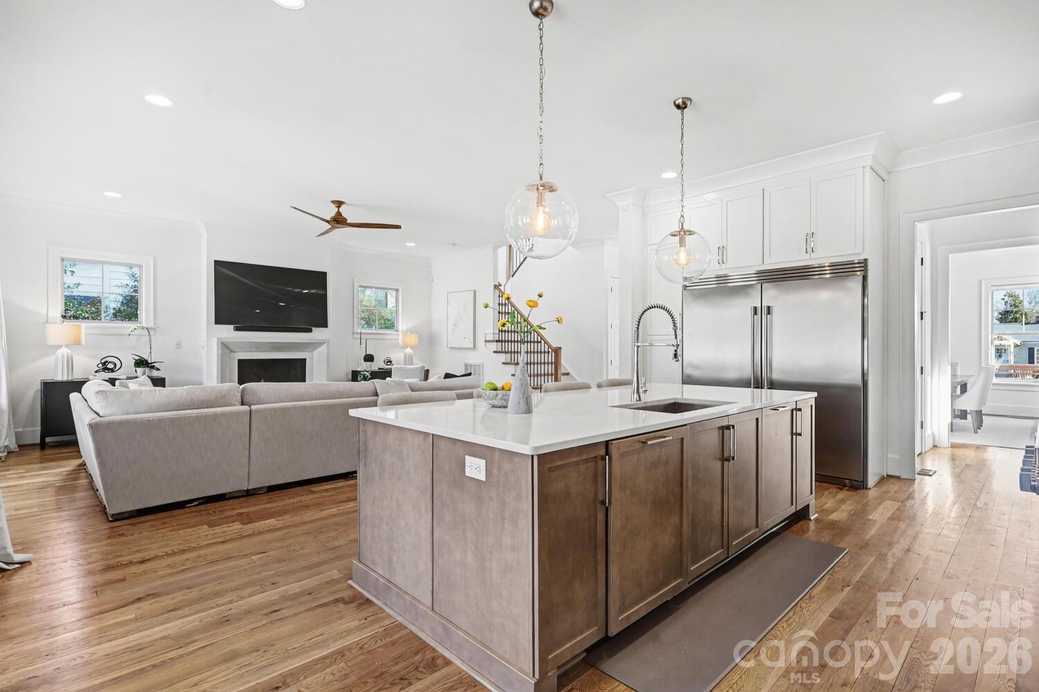 2852 Dorchester Place — Charlotte