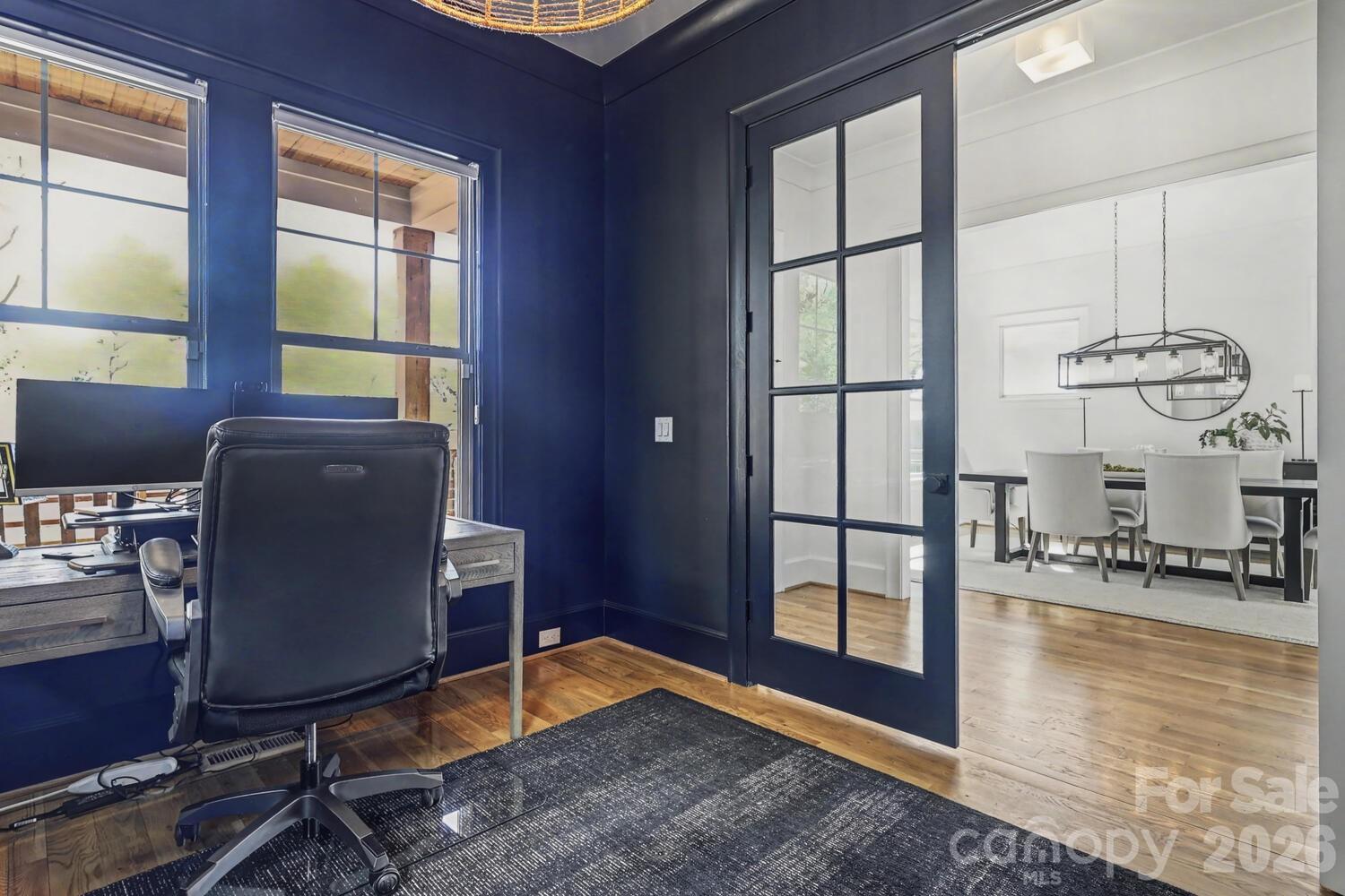 2852 Dorchester Place — Charlotte