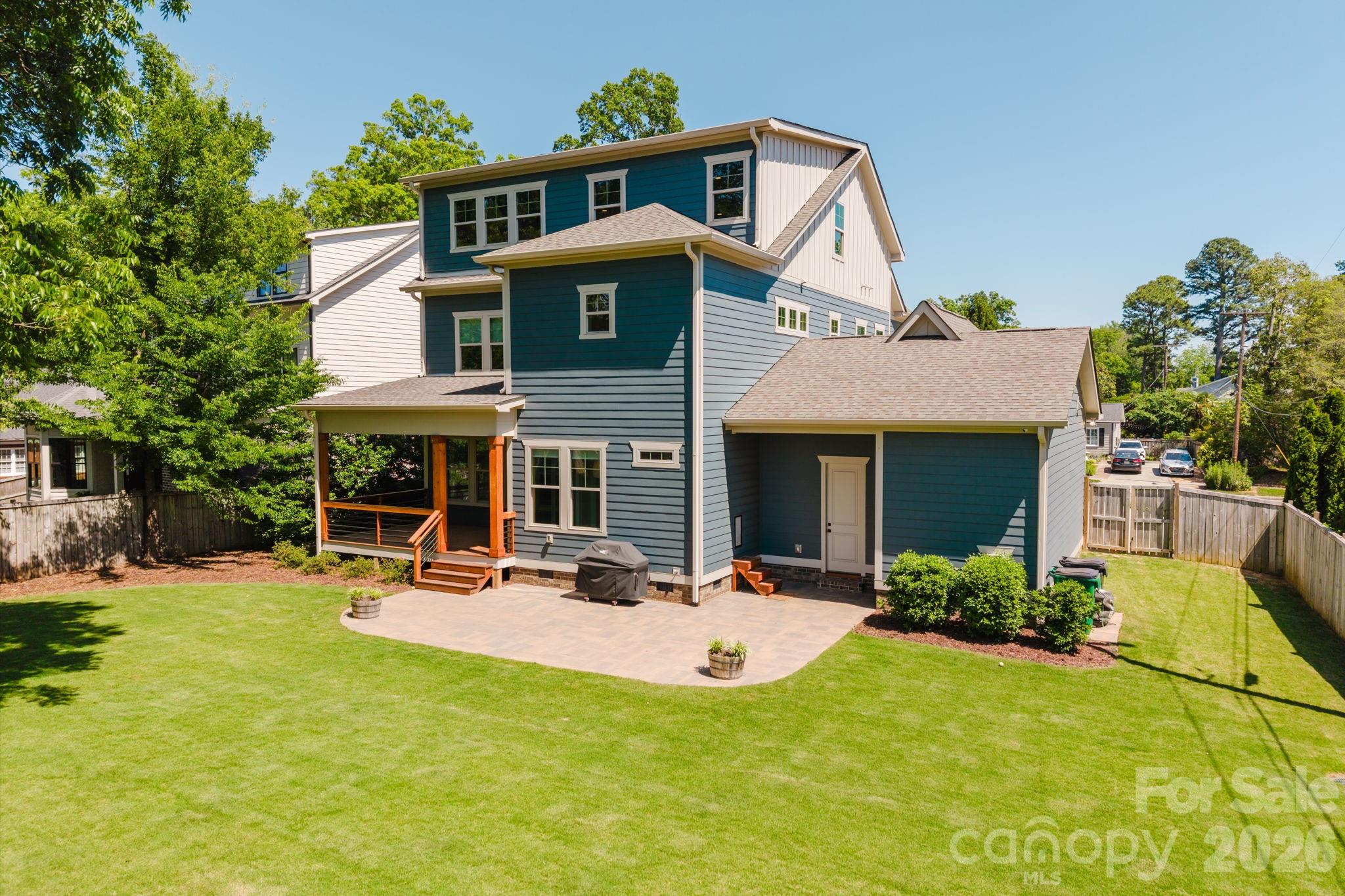 2852 Dorchester Place — Charlotte