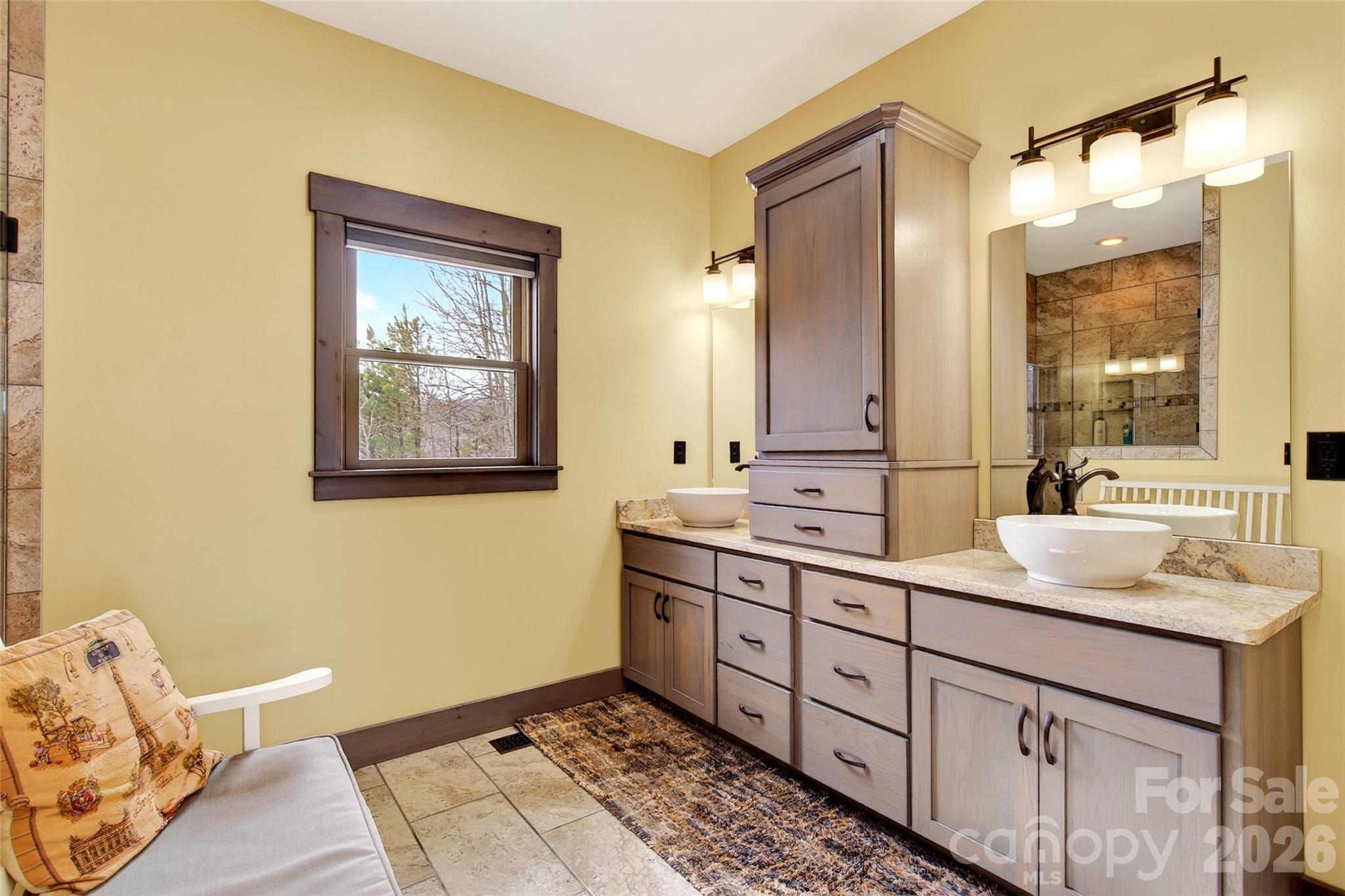 623 Mountain Vista Drive — Nebo