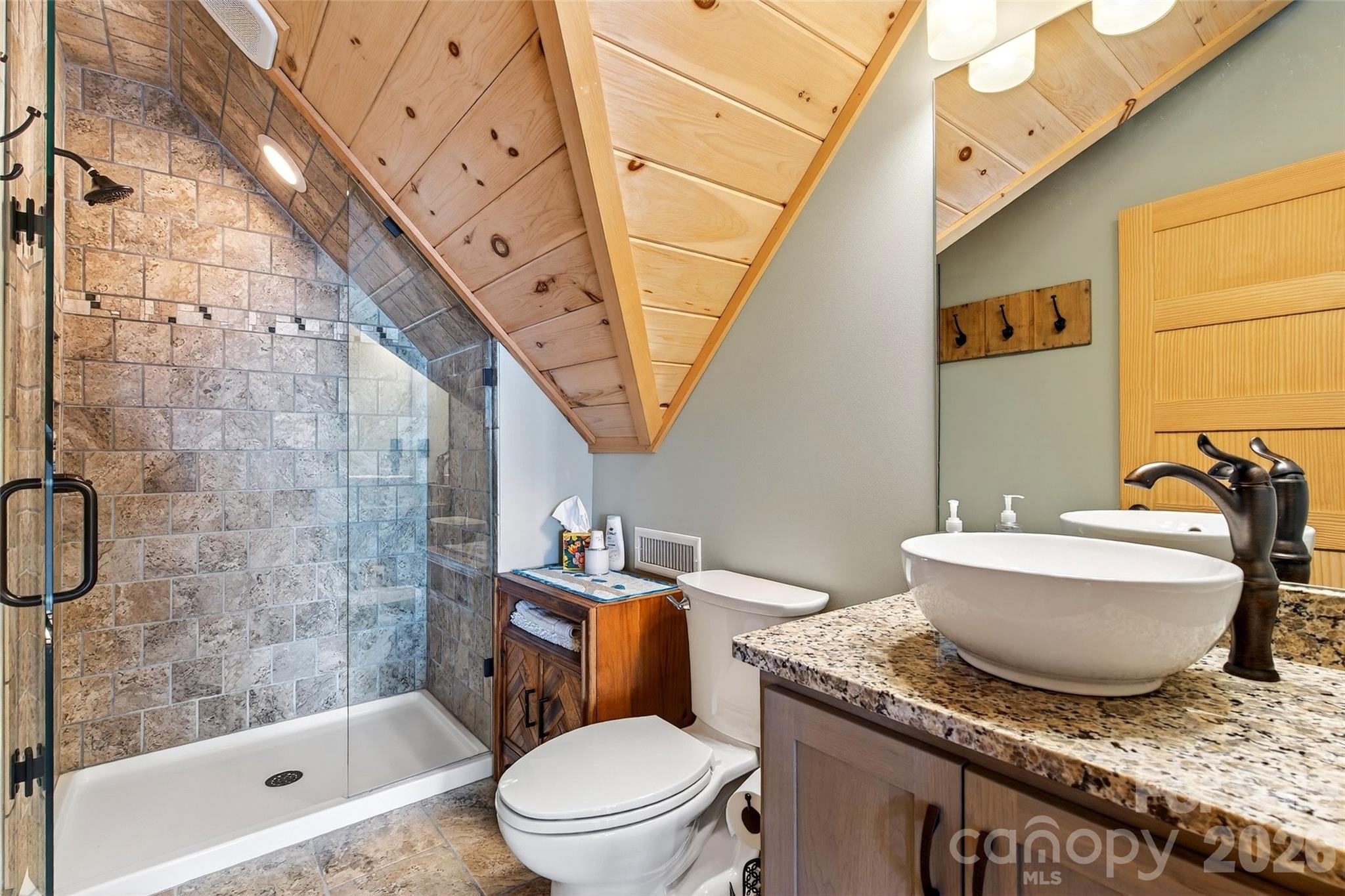 623 Mountain Vista Drive — Nebo