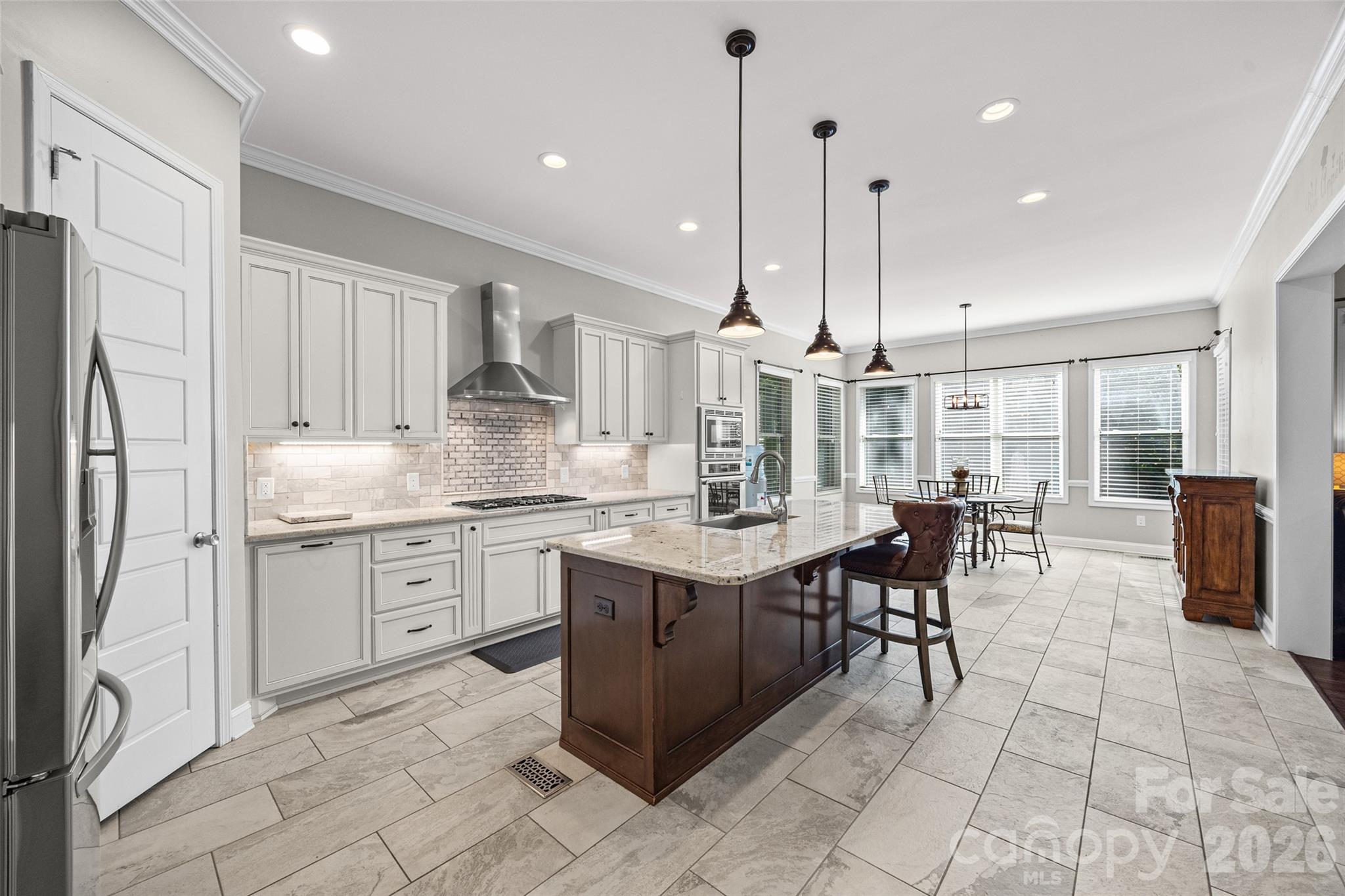 790 Brandon Road — Clover