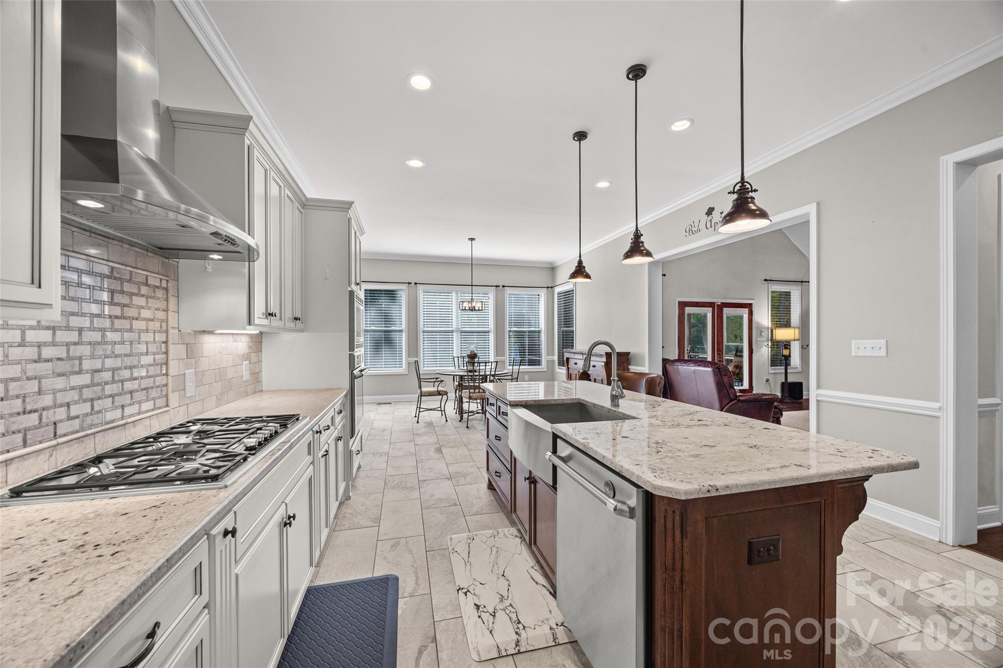 790 Brandon Road — Clover