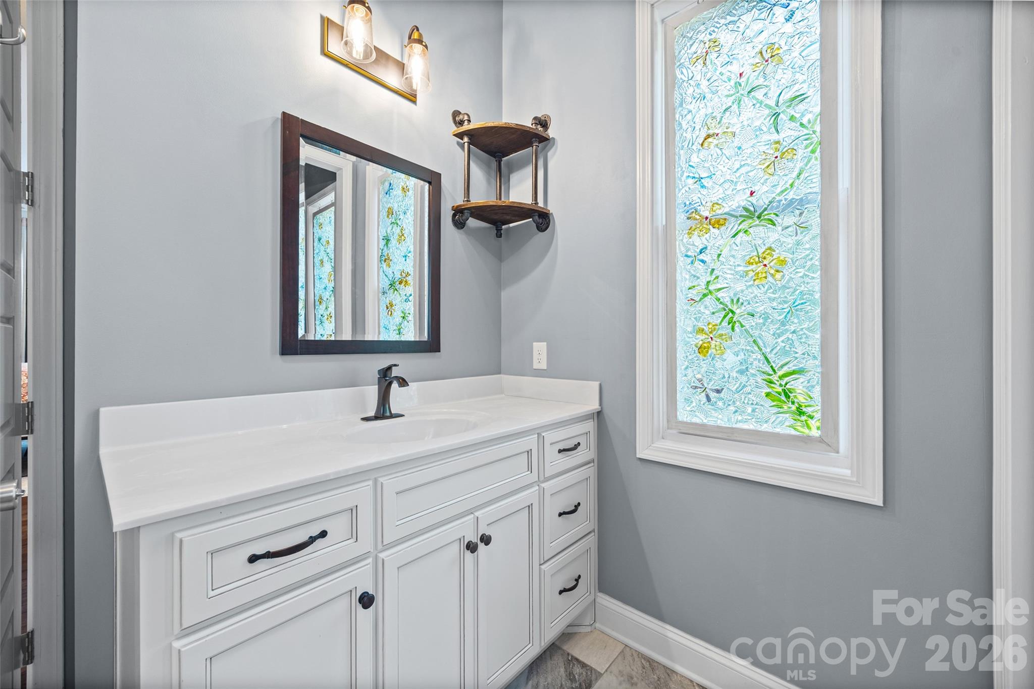 790 Brandon Road — Clover