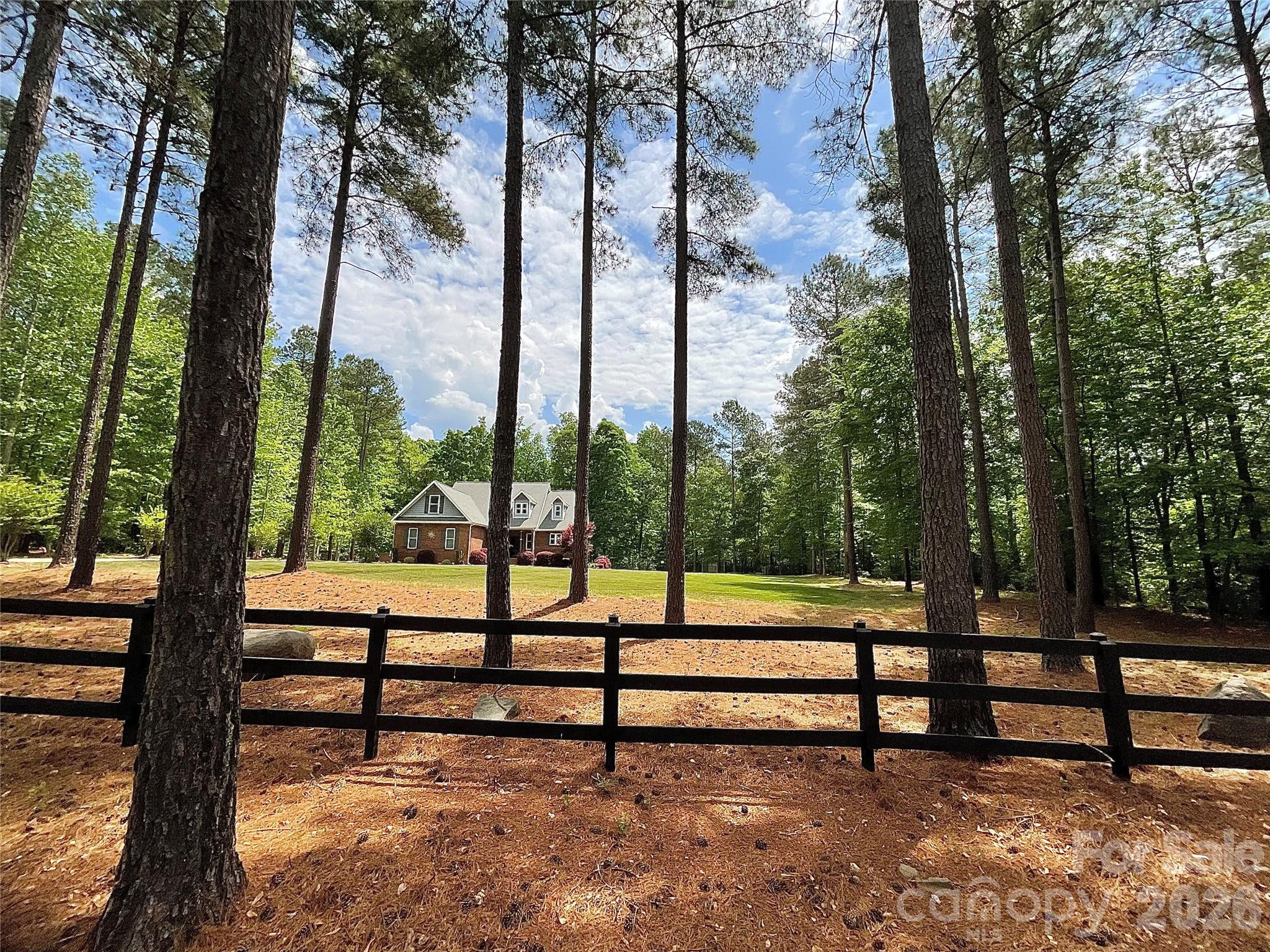 790 Brandon Road — Clover