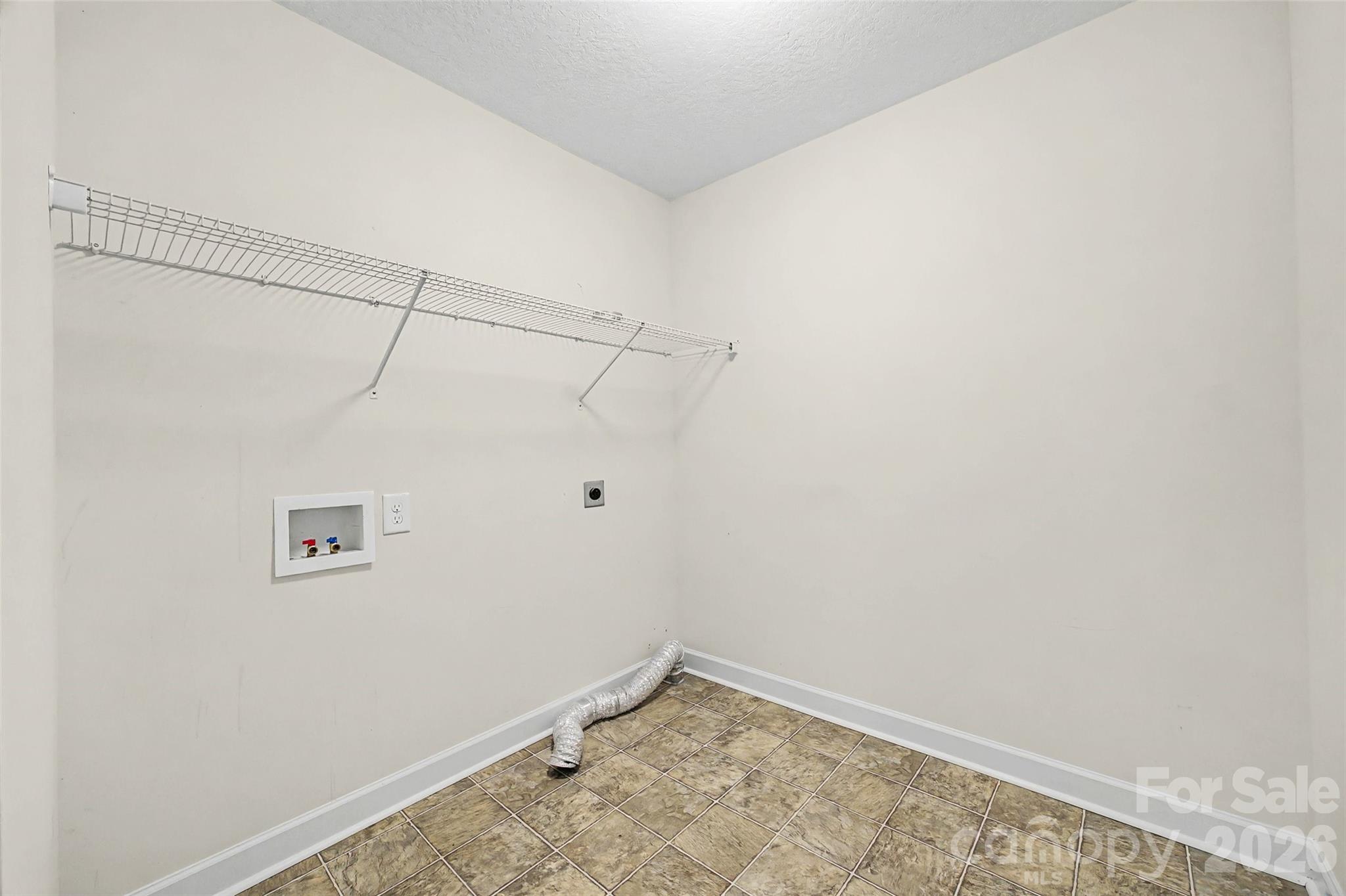 786 Tirzah Road — York