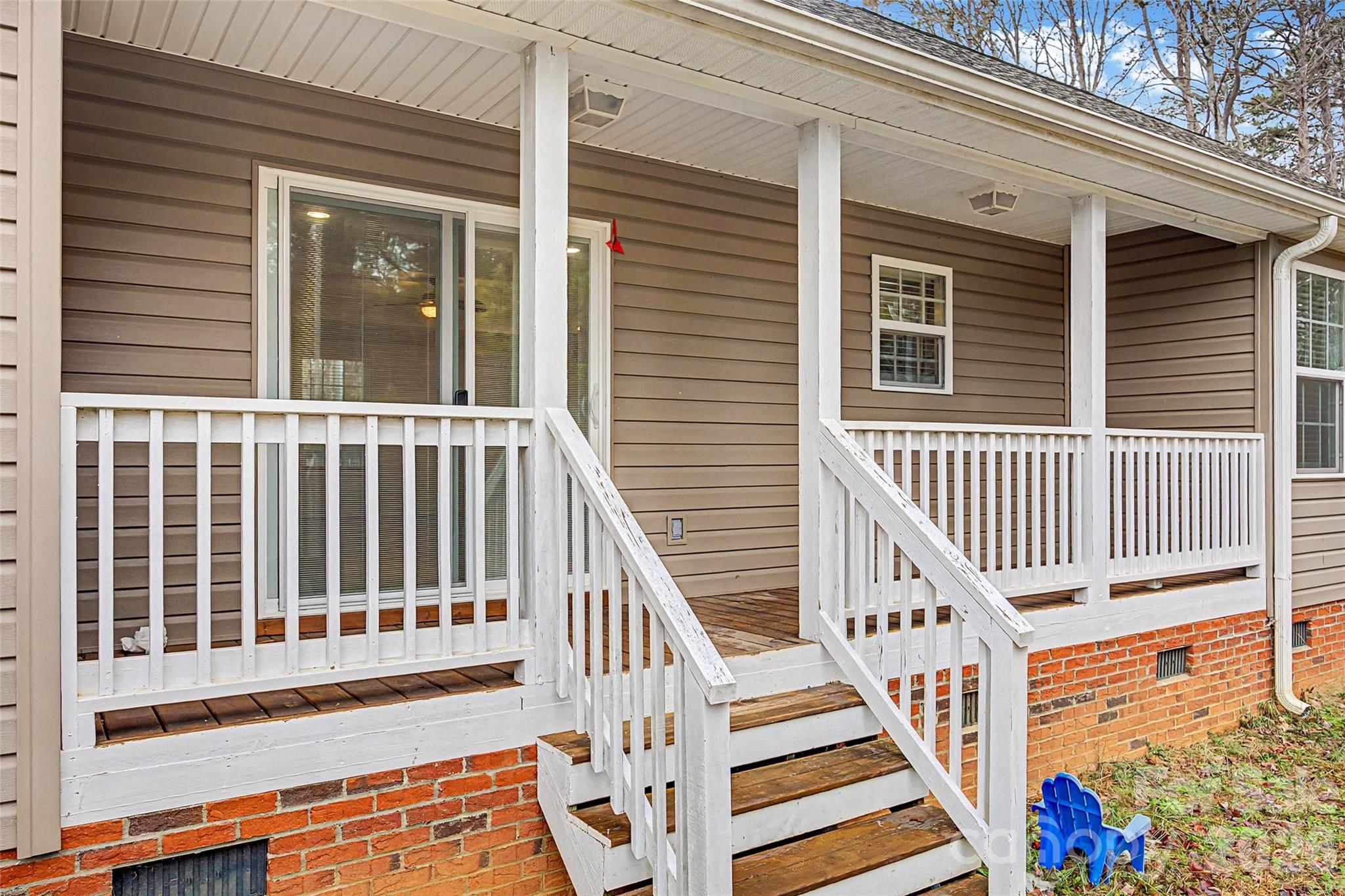 786 Tirzah Road — York
