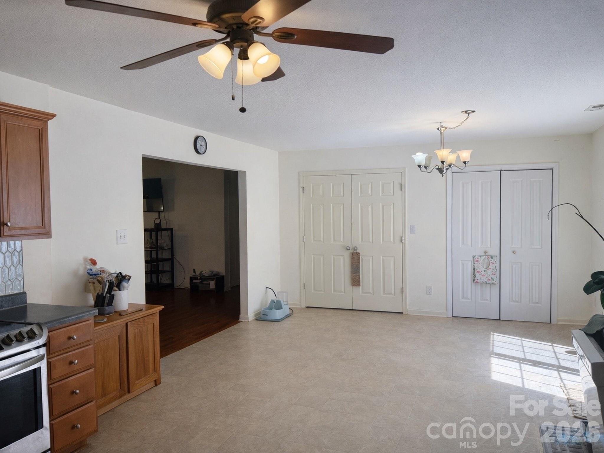 2627 Easter Street — Maiden