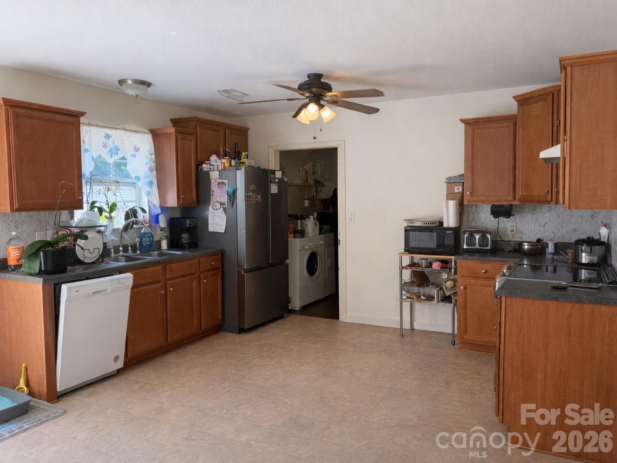 2627 Easter Street — Maiden
