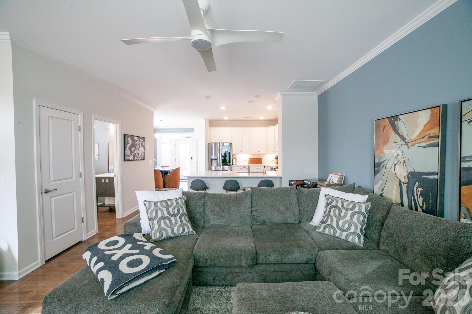 100 Linestowe Drive — Belmont