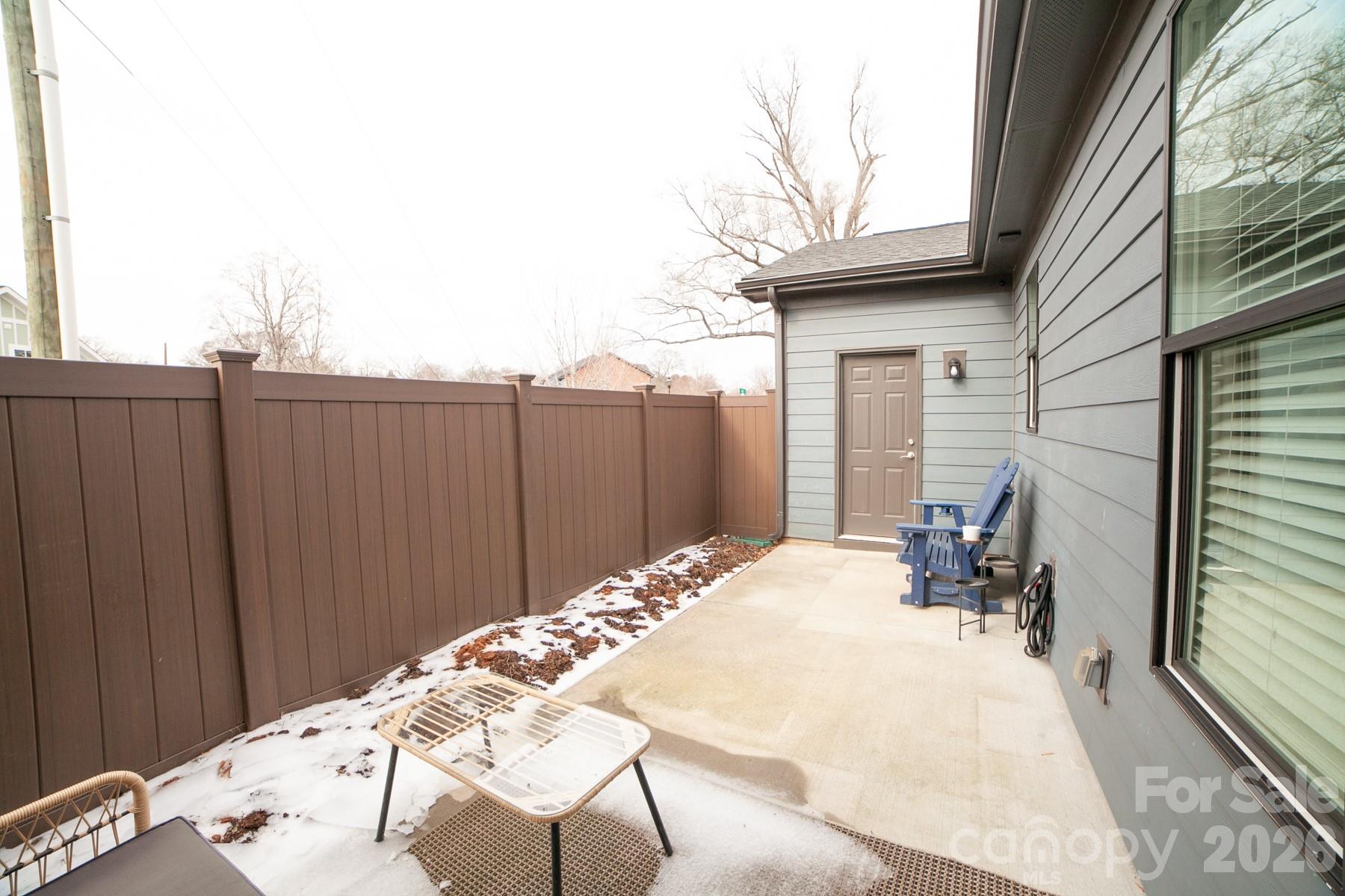 100 Linestowe Drive — Belmont