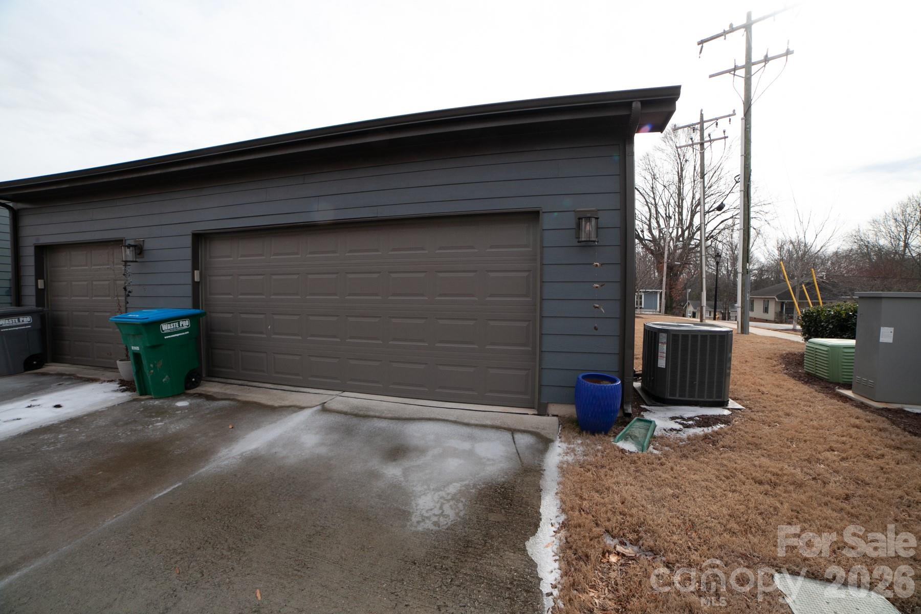 100 Linestowe Drive — Belmont