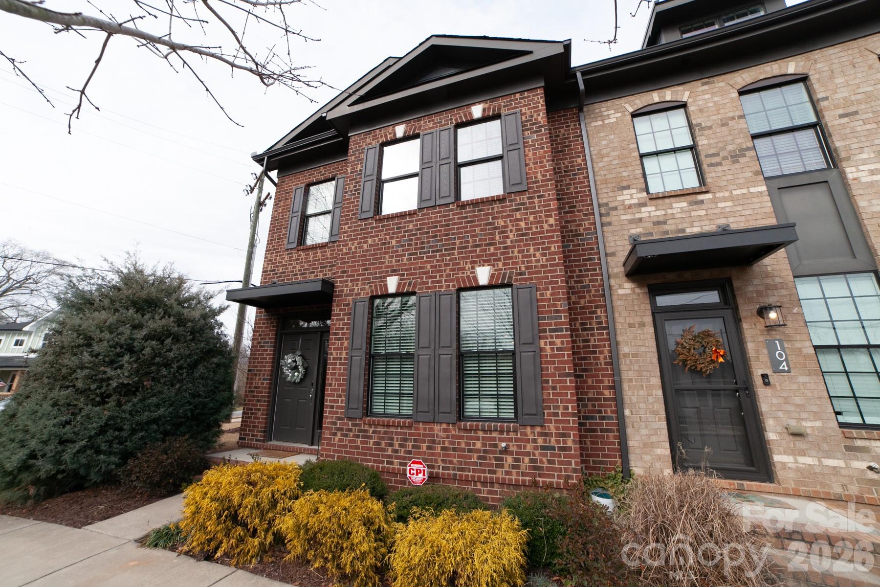 100 Linestowe Drive — Belmont