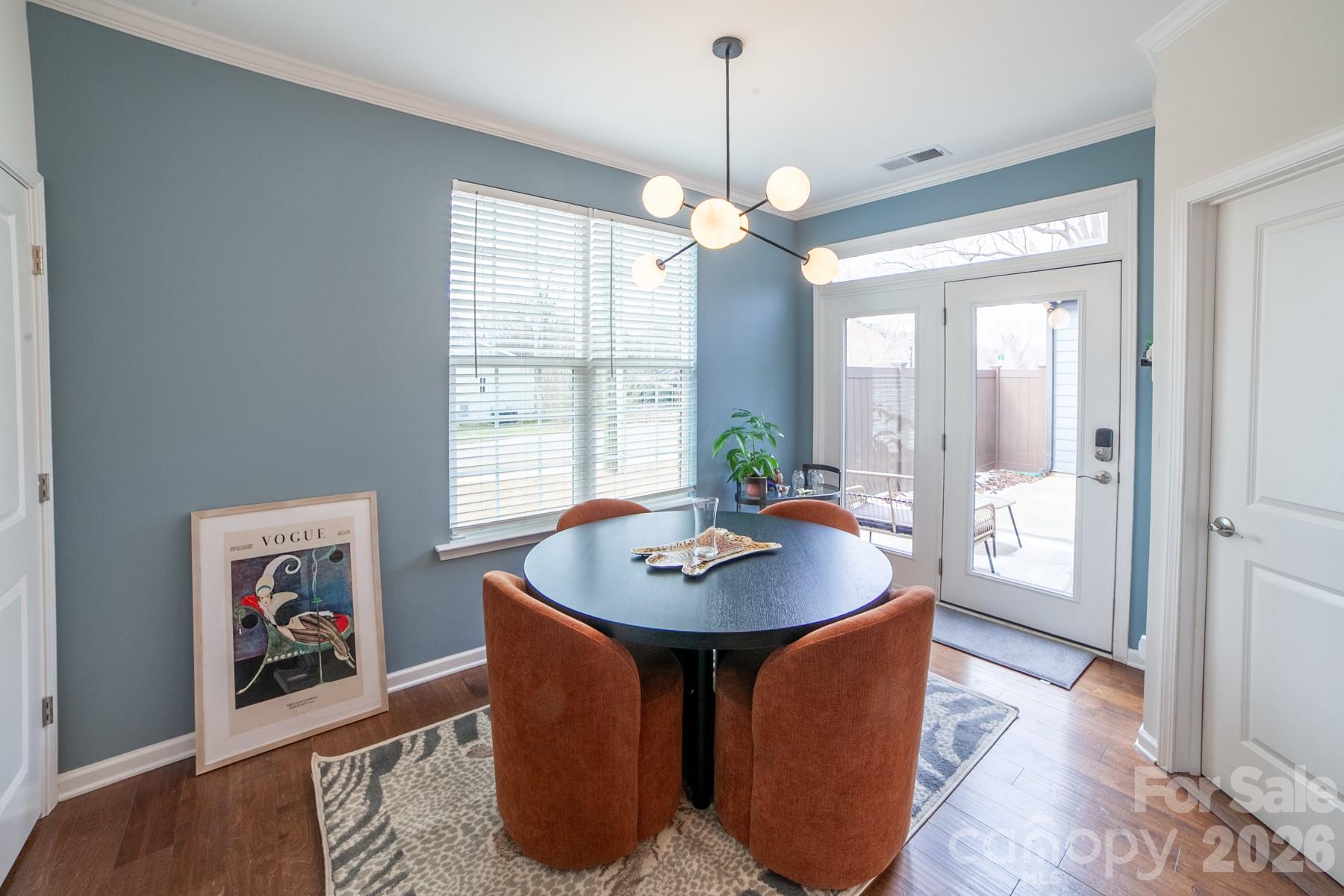 100 Linestowe Drive — Belmont