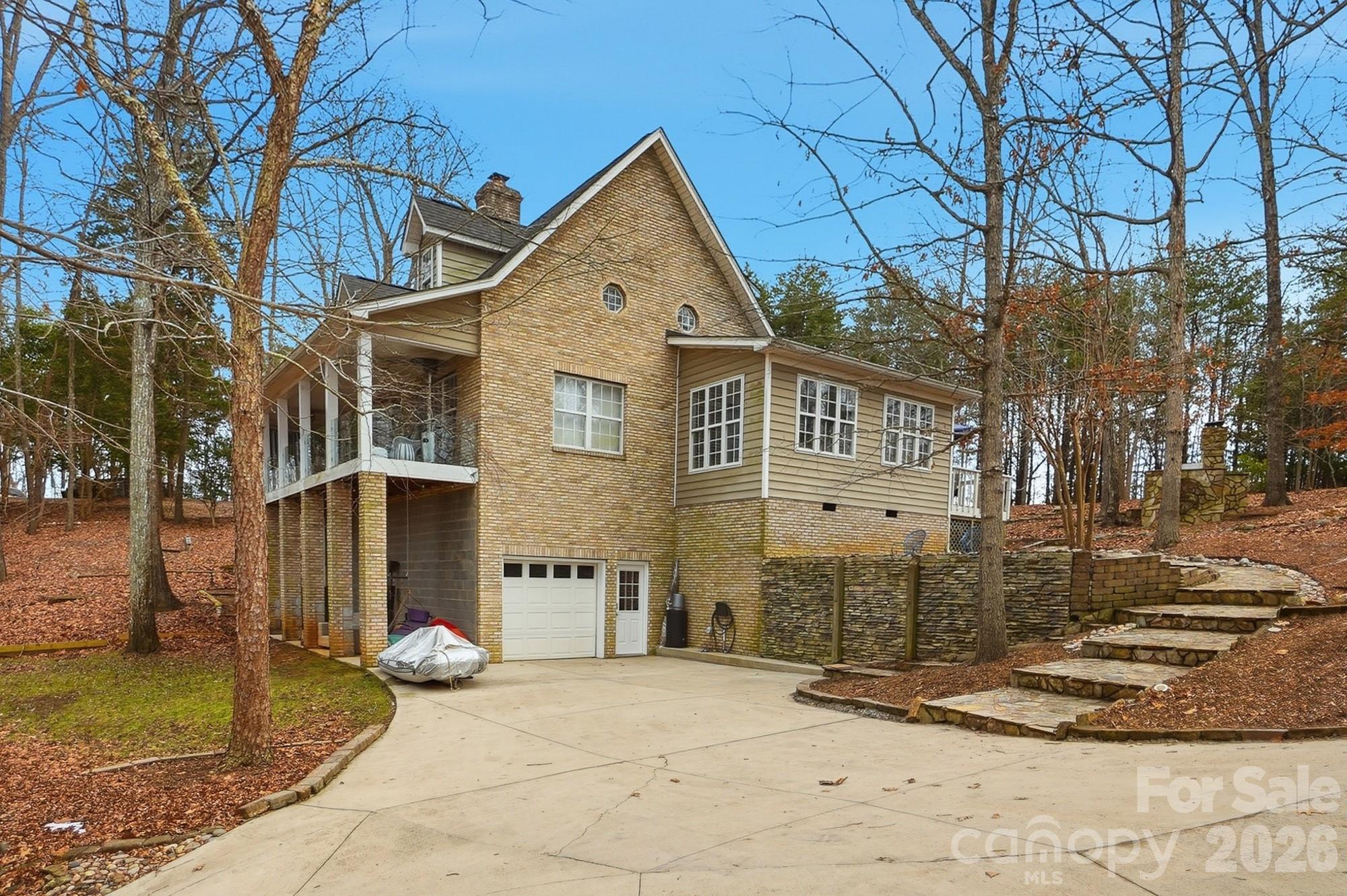4737 Betty Davis Drive — York
