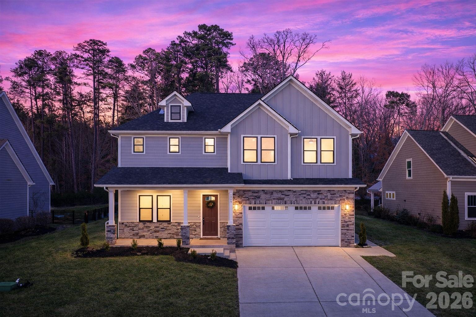 1207 39th Avenue NE — Hickory