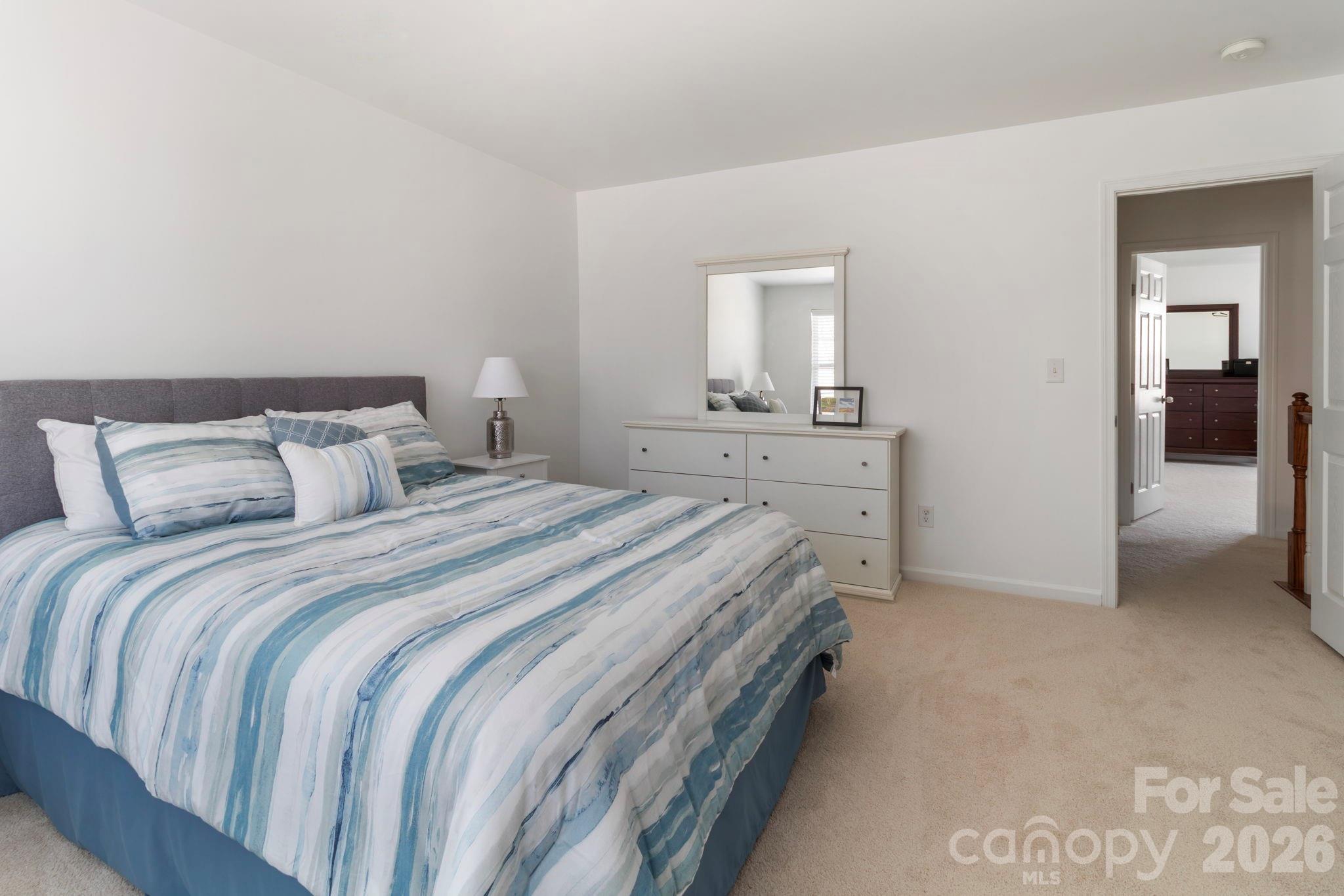 2318 Whitford Lane — Charlotte