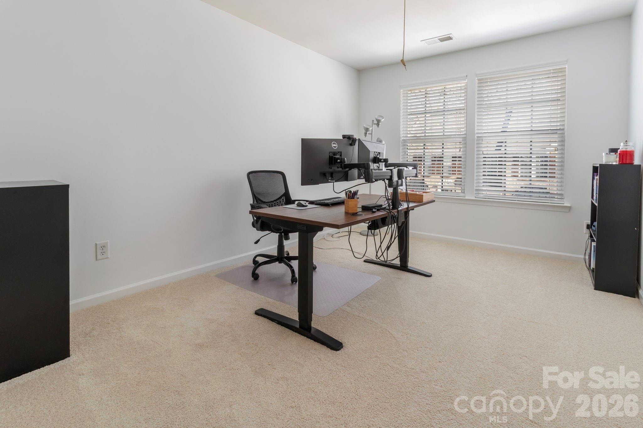 2318 Whitford Lane — Charlotte