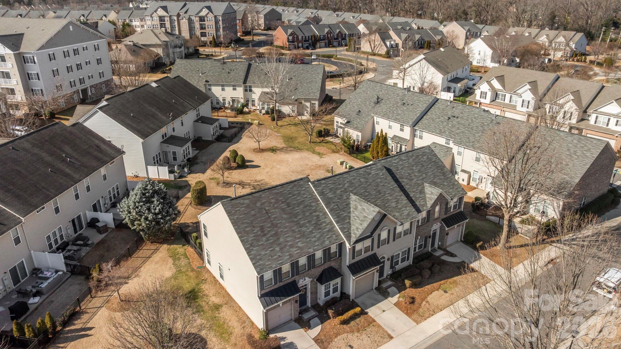 2318 Whitford Lane — Charlotte