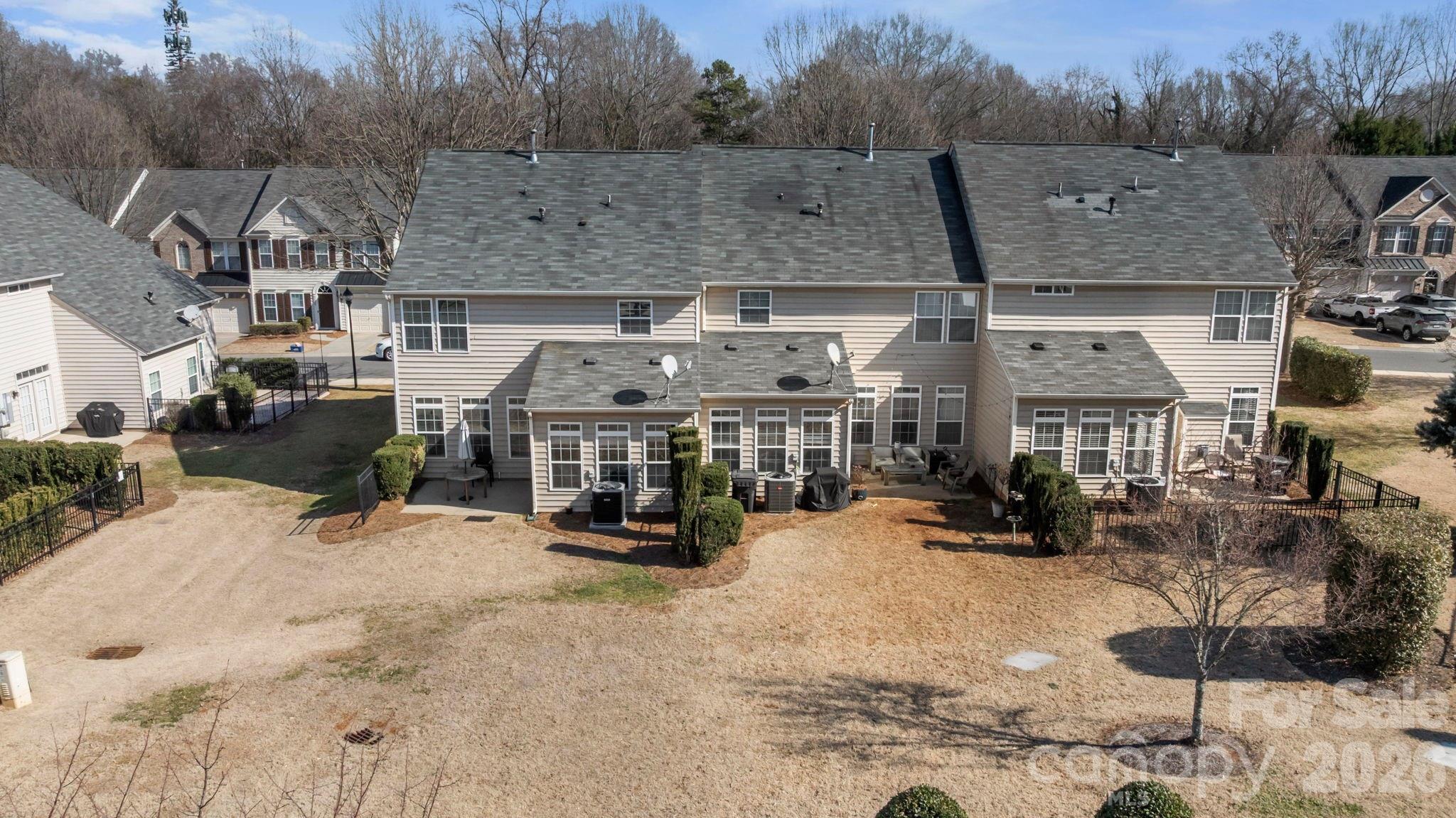2318 Whitford Lane — Charlotte