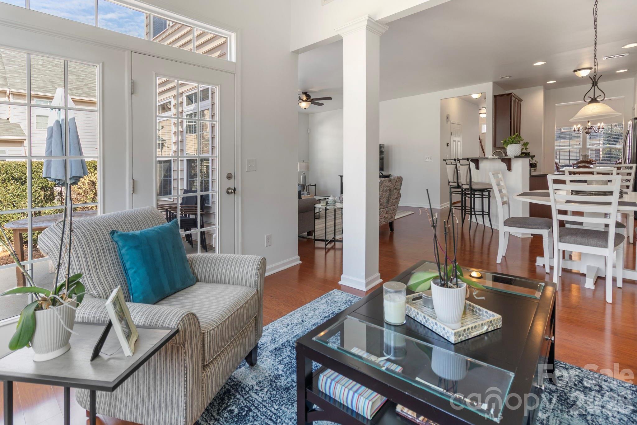 2318 Whitford Lane — Charlotte