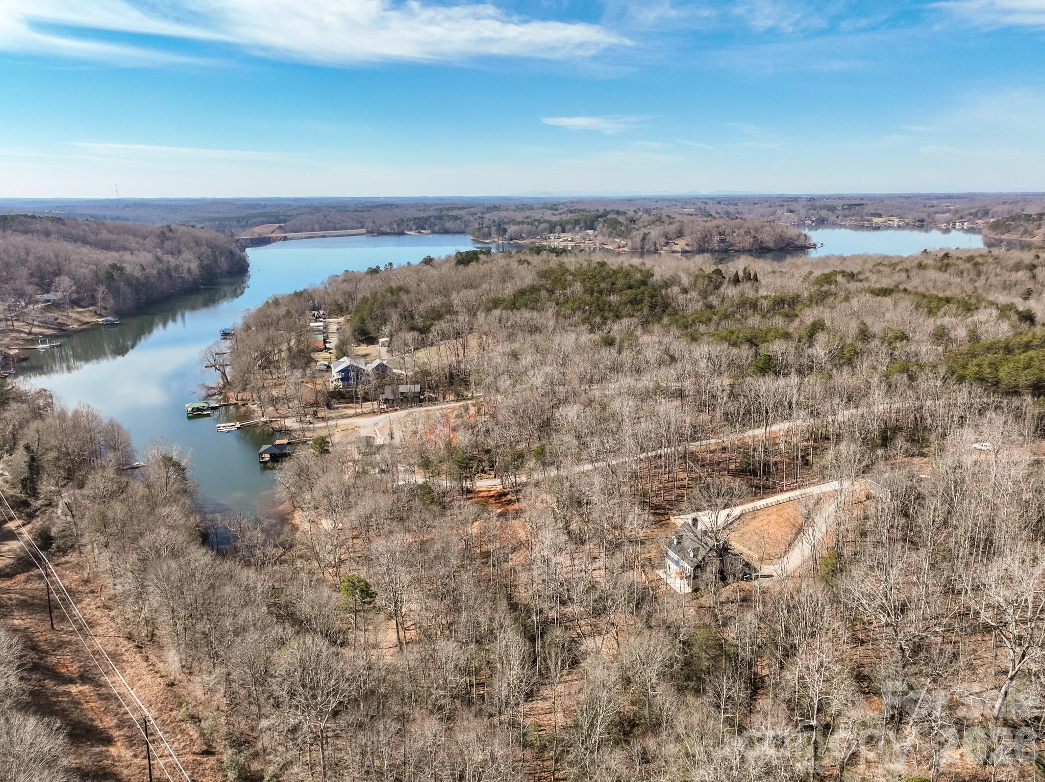 239 Old Lion Road — Statesville