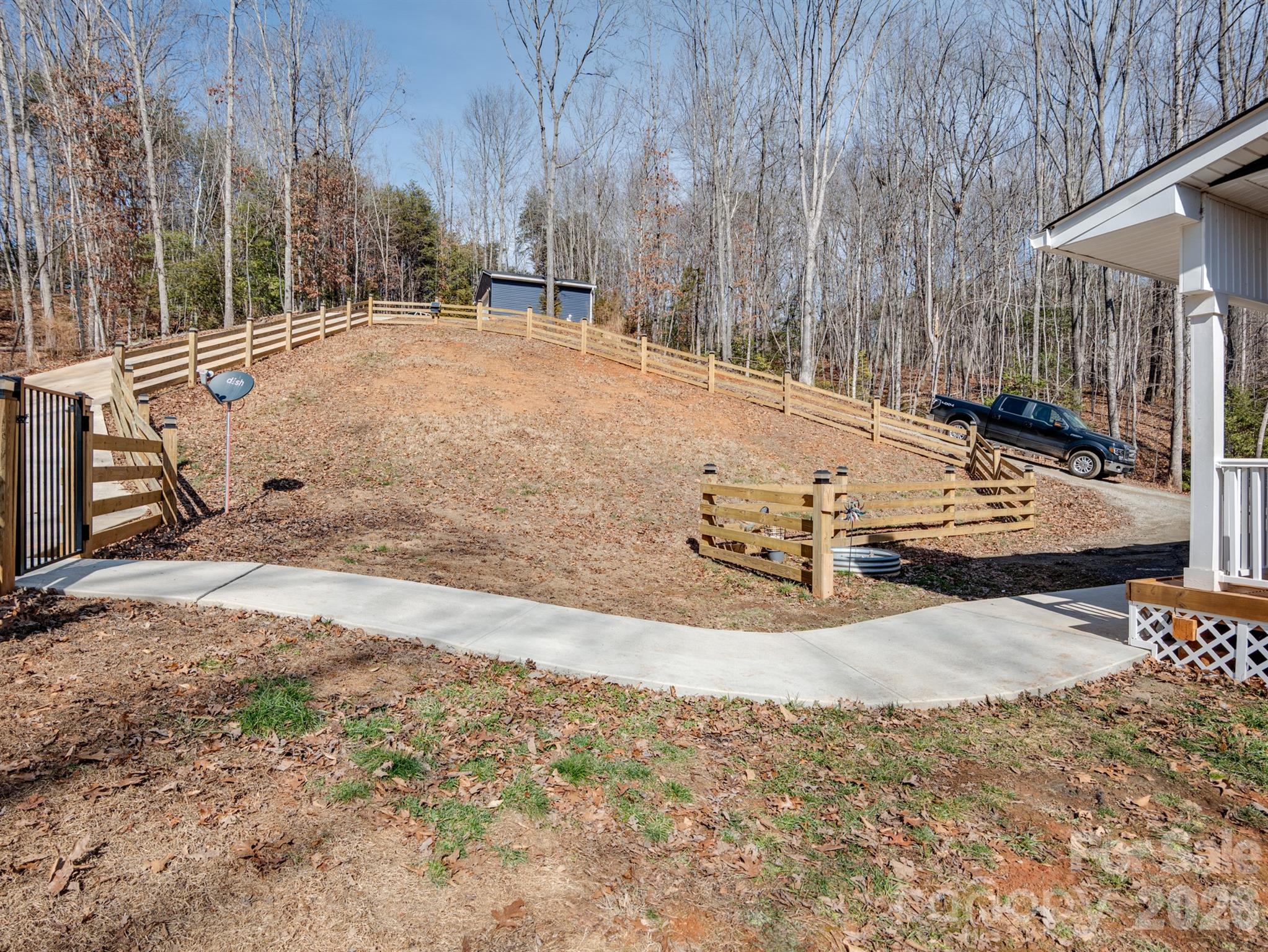 239 Old Lion Road — Statesville
