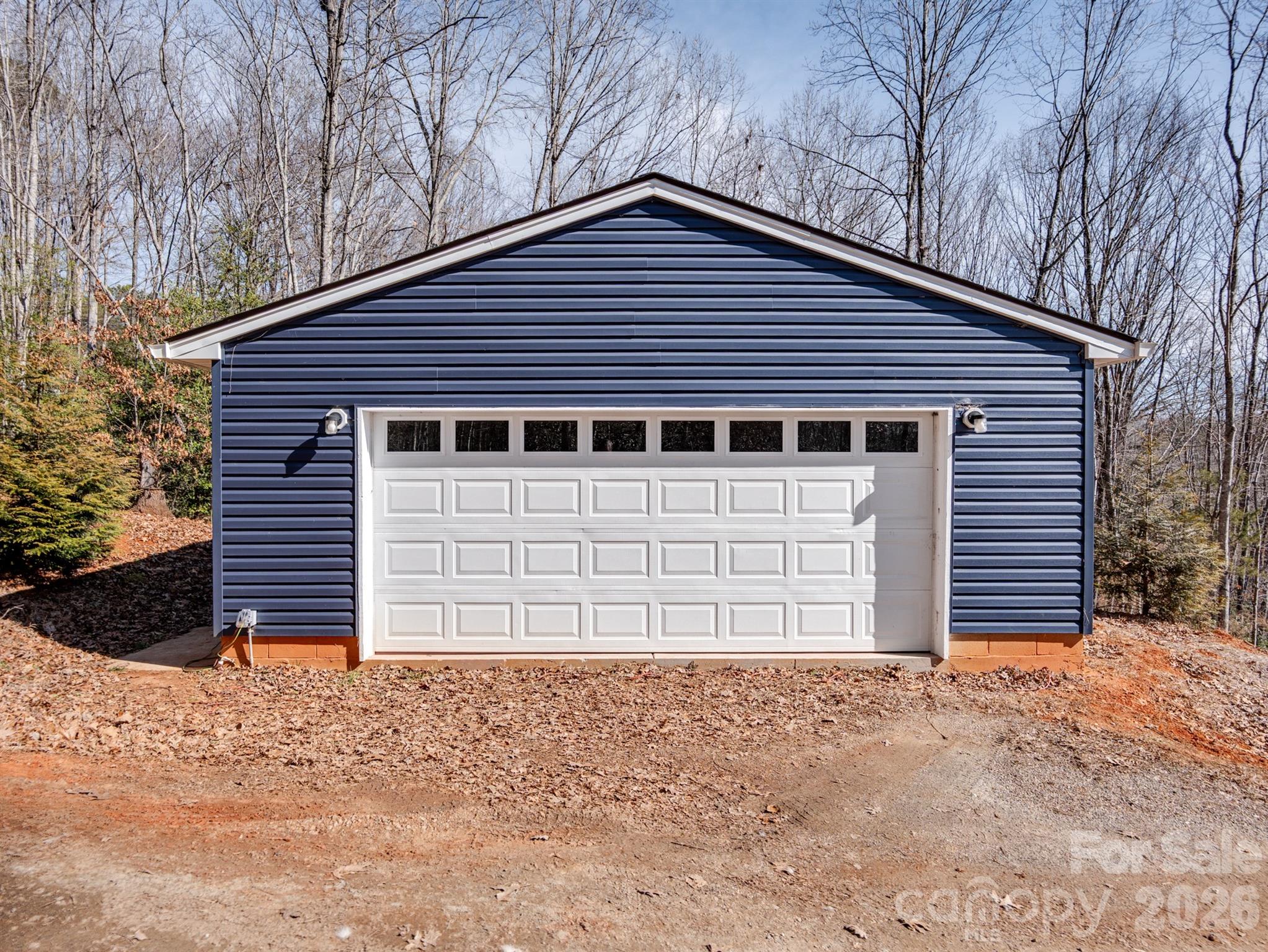 239 Old Lion Road — Statesville