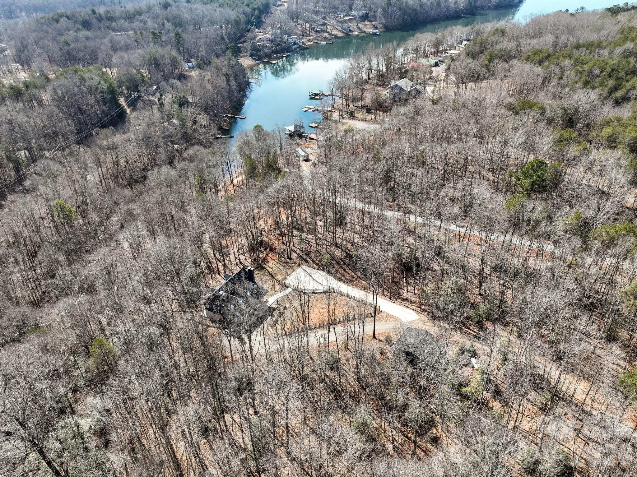 239 Old Lion Road — Statesville