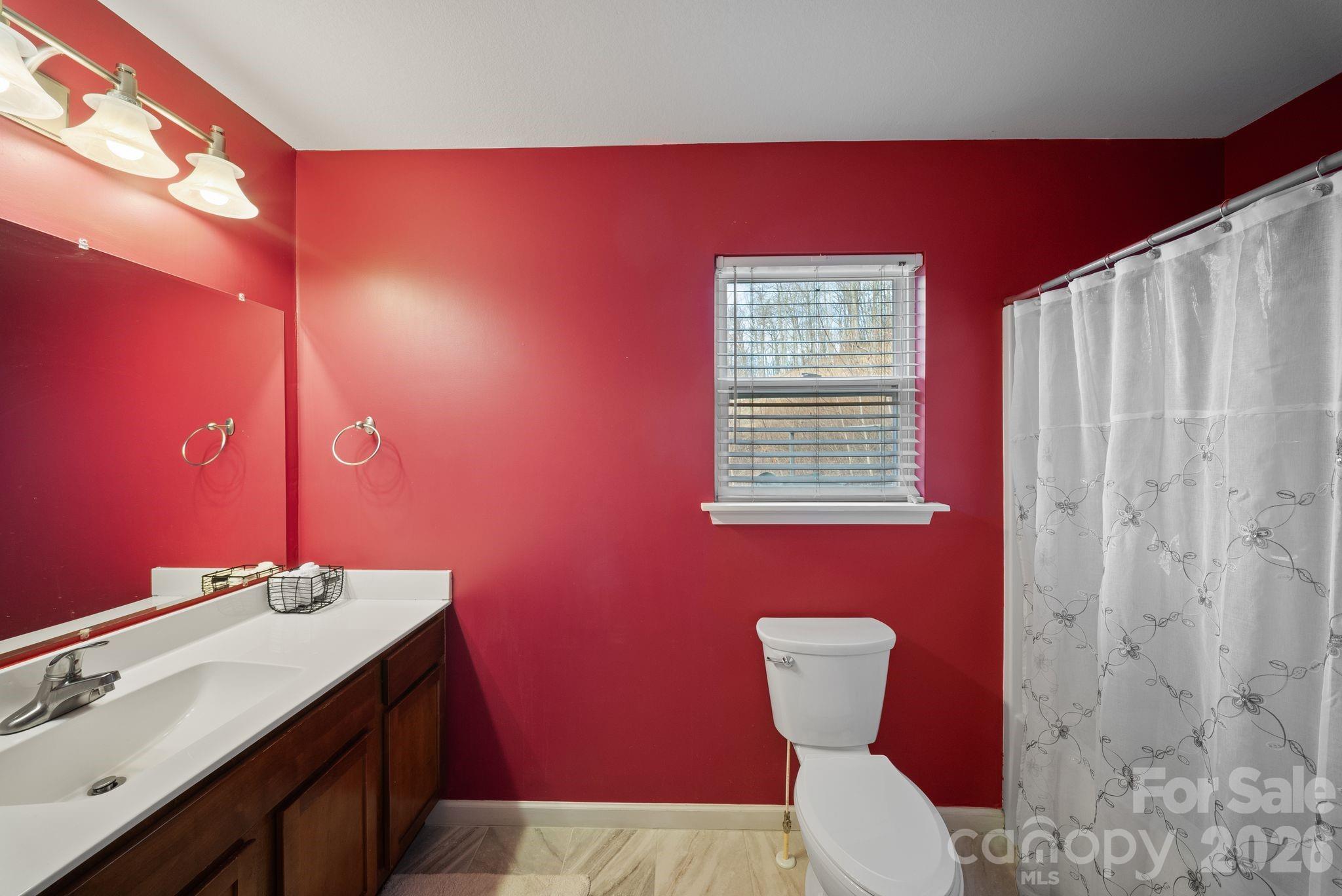 76 Hershel Lane — Swannanoa