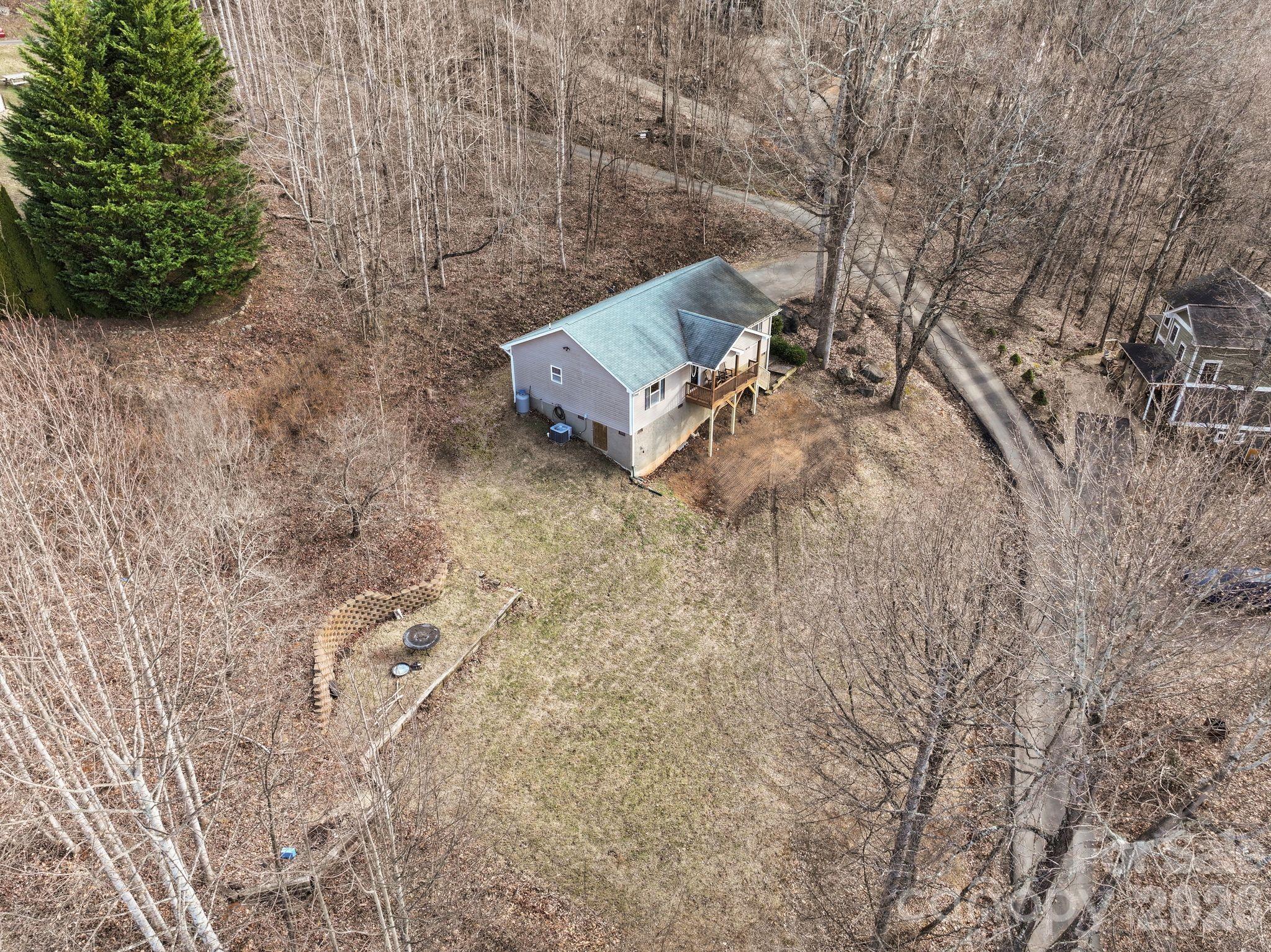 76 Hershel Lane — Swannanoa