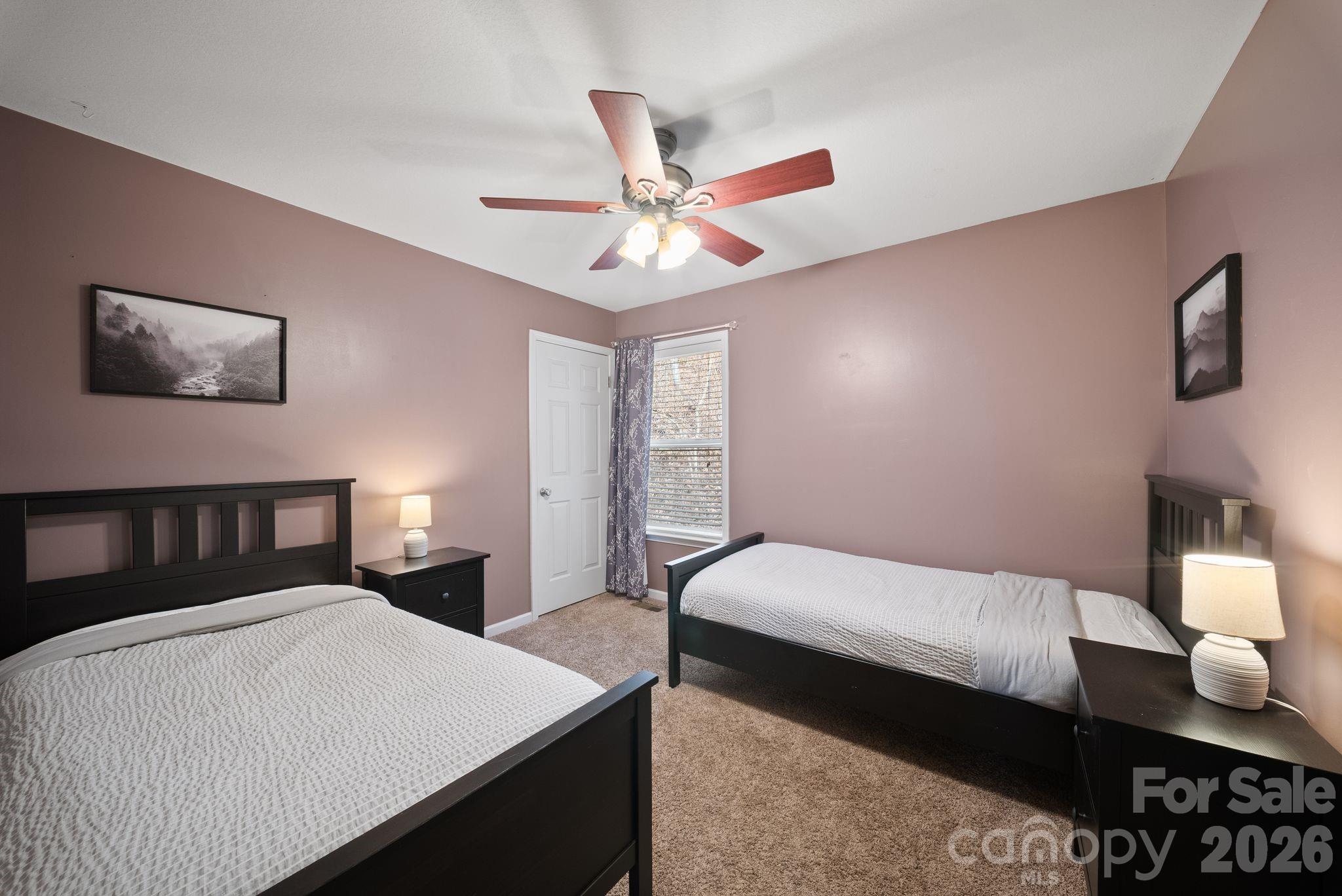 76 Hershel Lane — Swannanoa
