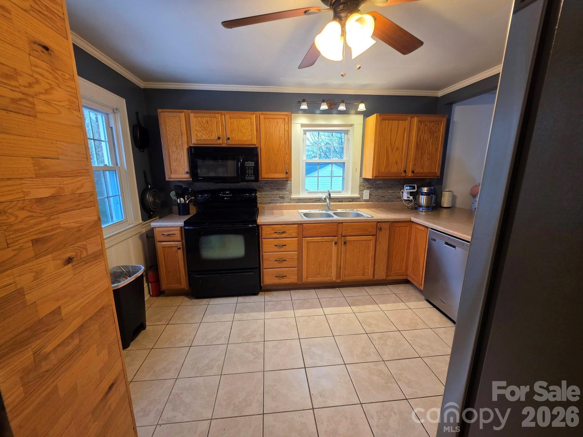 3 Forest Drive — Lexington