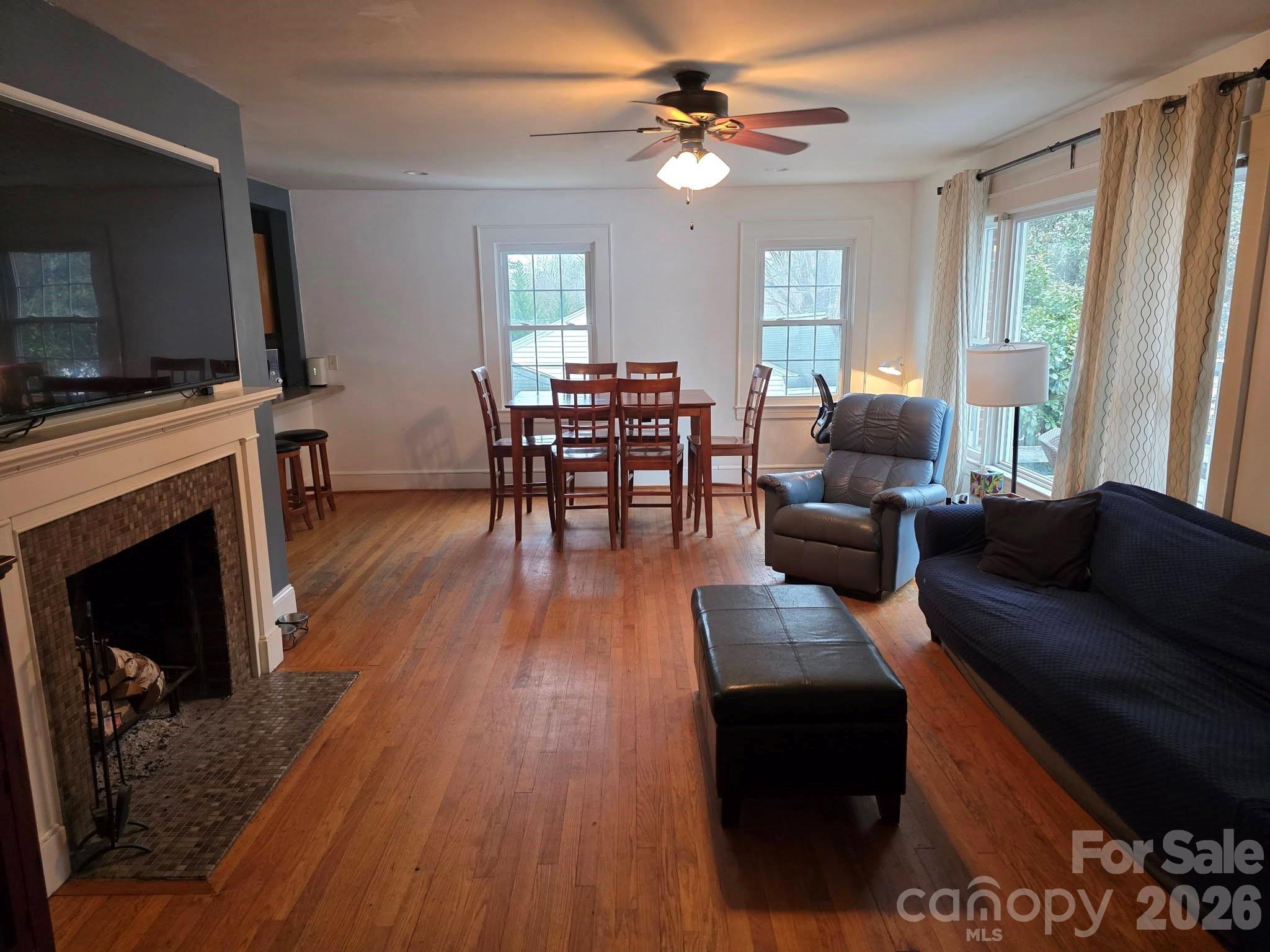 3 Forest Drive — Lexington