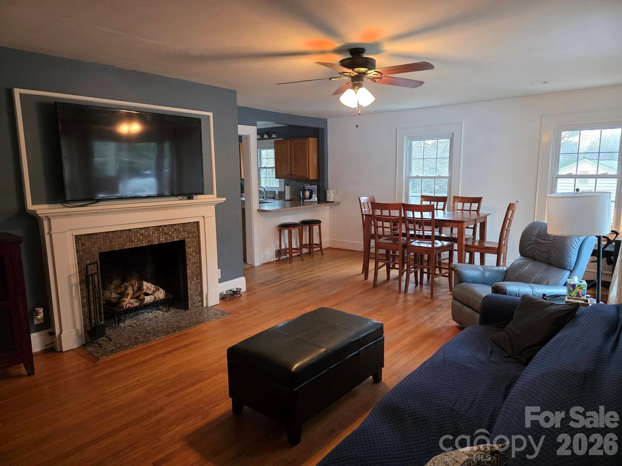 3 Forest Drive — Lexington