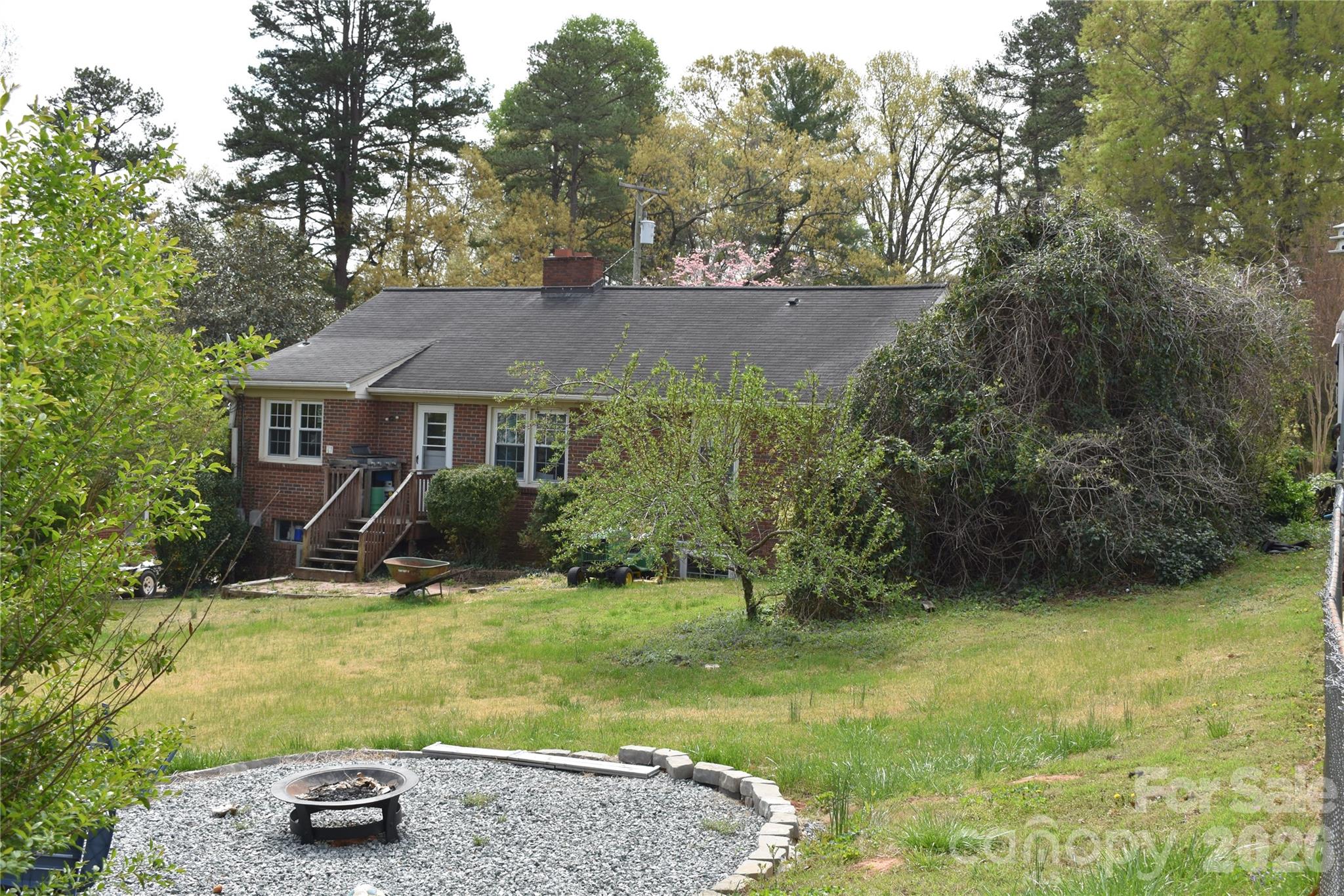 3 Forest Drive — Lexington
