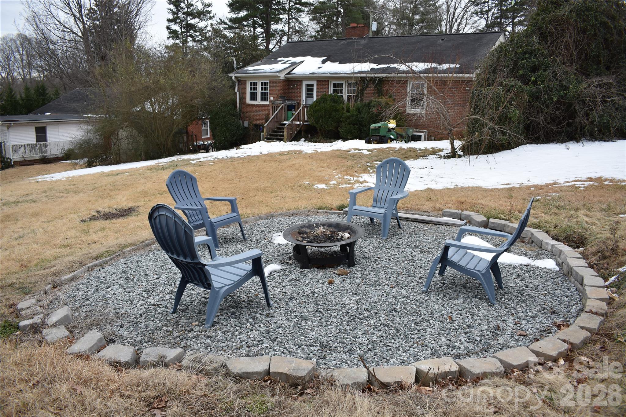 3 Forest Drive — Lexington