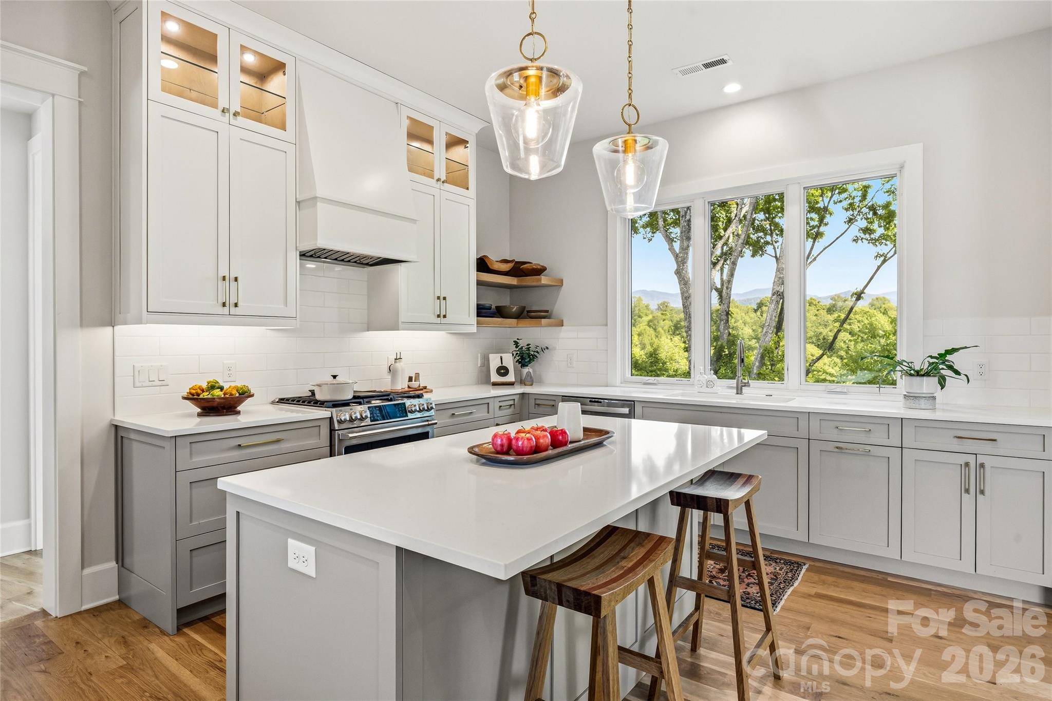 162 Riverbend Forest Drive — Asheville