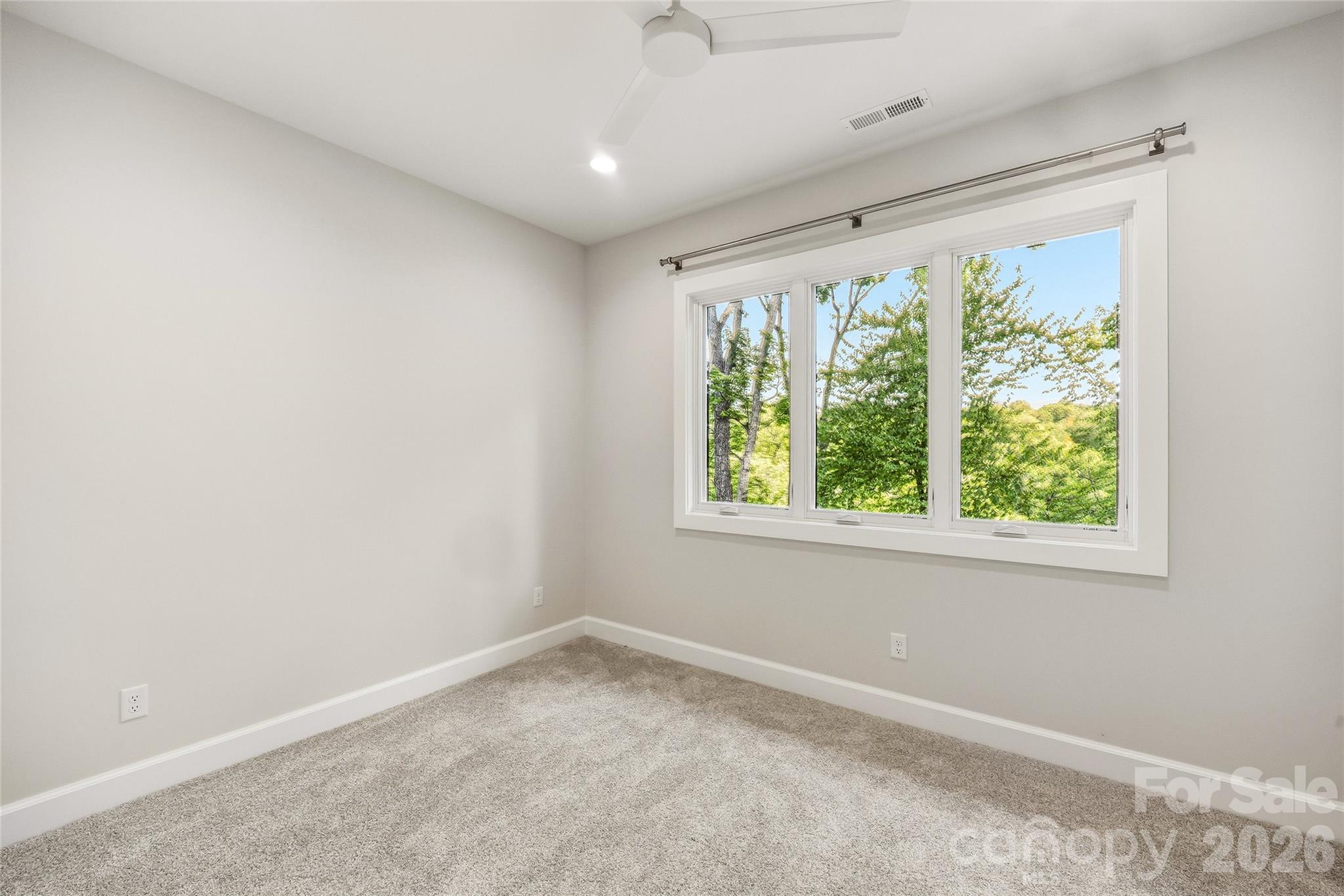 162 Riverbend Forest Drive — Asheville