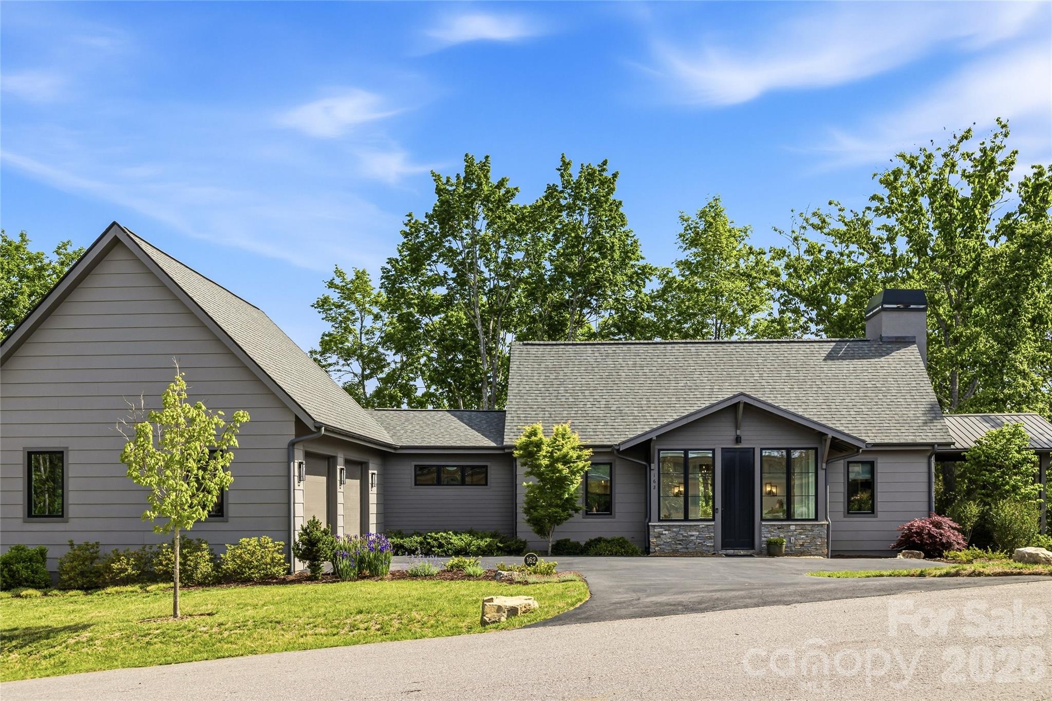 162 Riverbend Forest Drive — Asheville