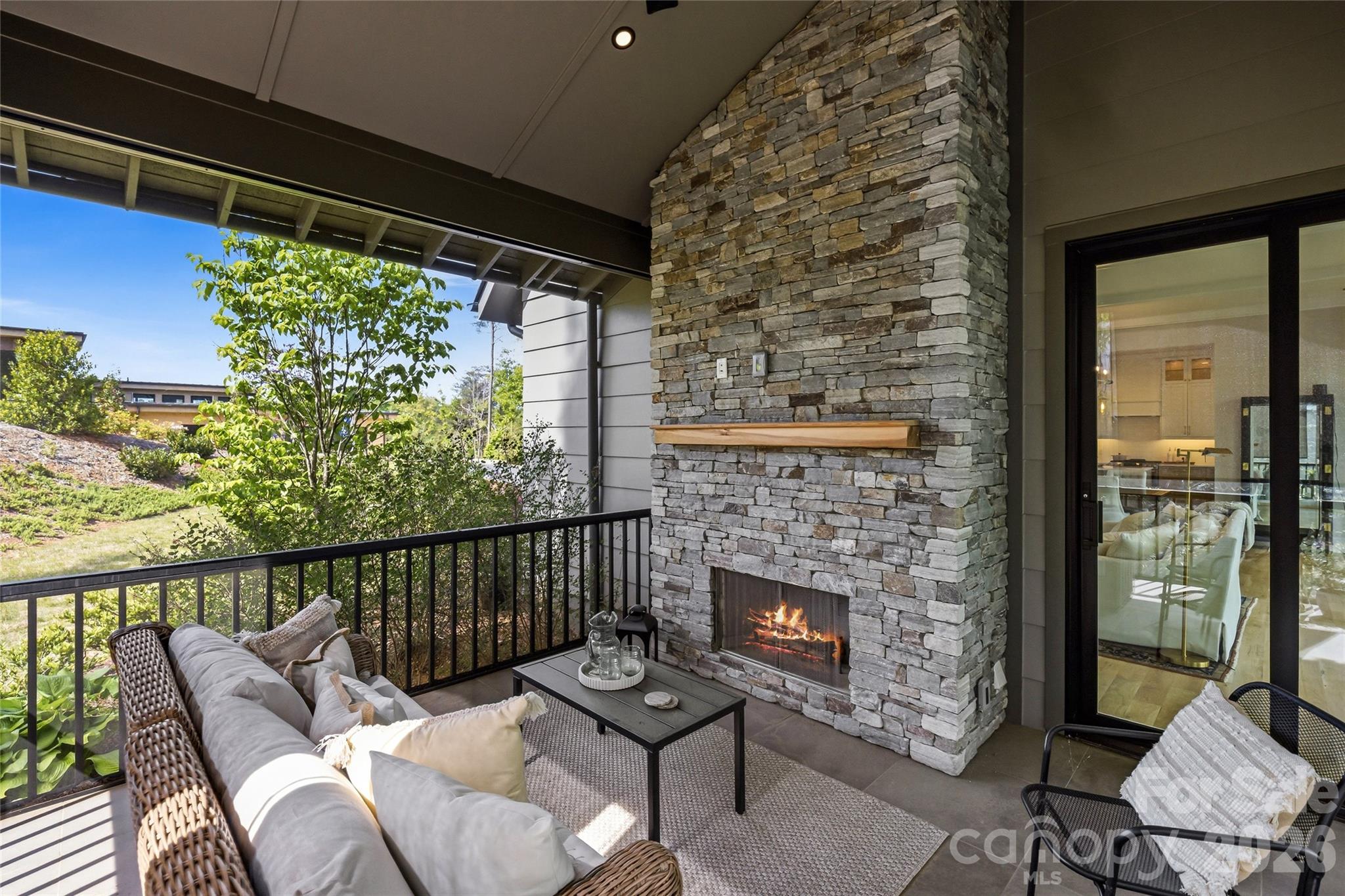 162 Riverbend Forest Drive — Asheville