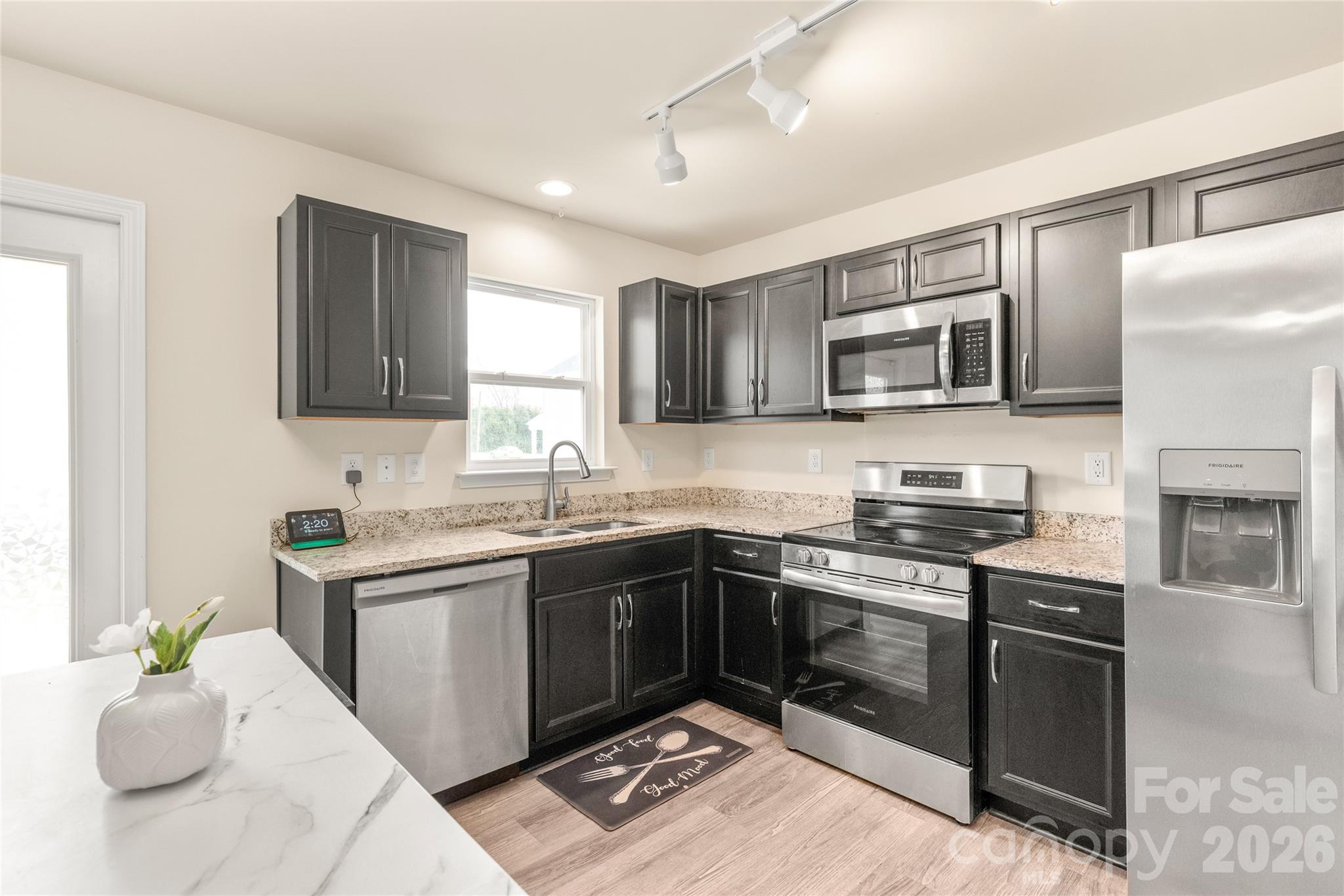 117 Barron Boulevard — Lancaster