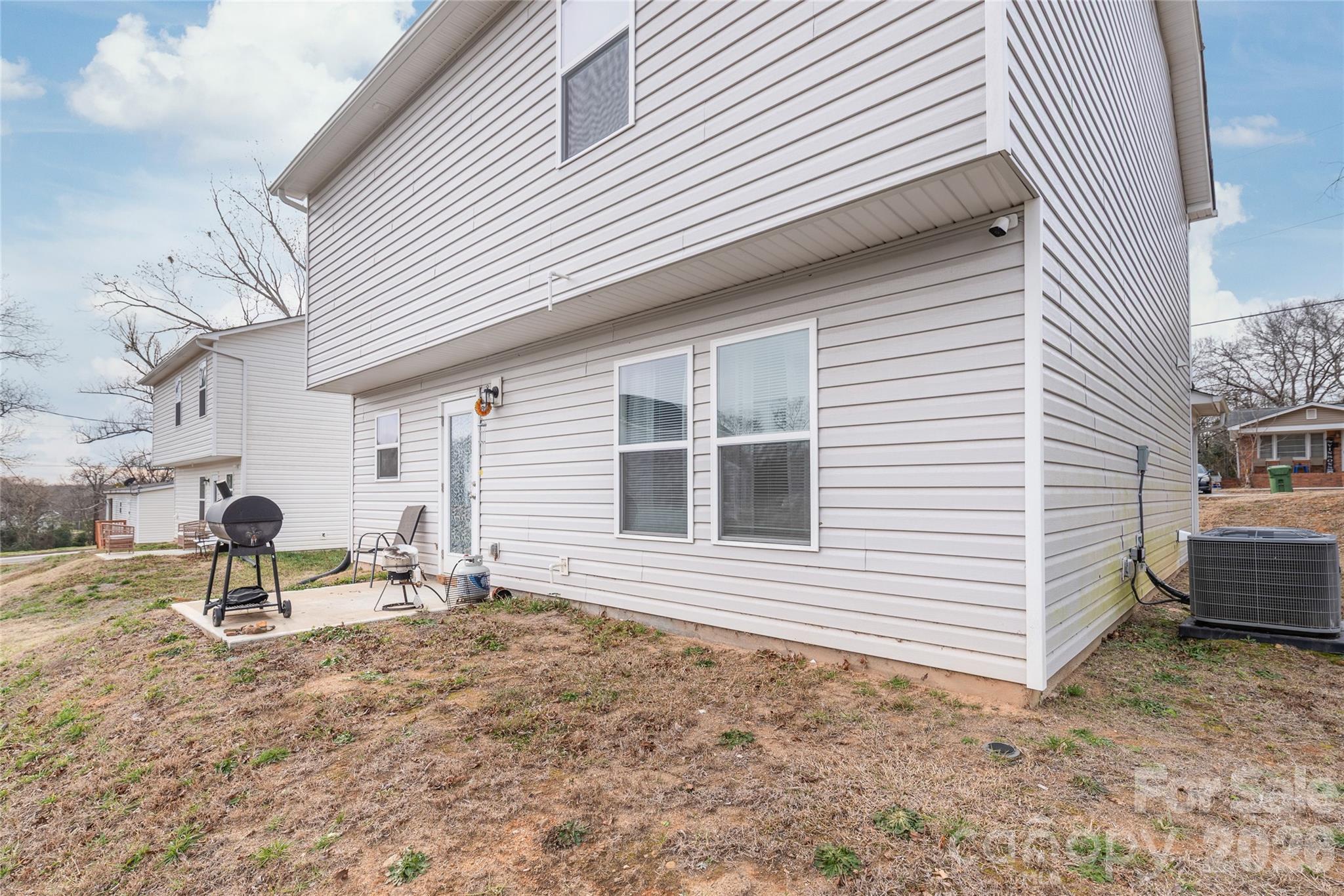 117 Barron Boulevard — Lancaster