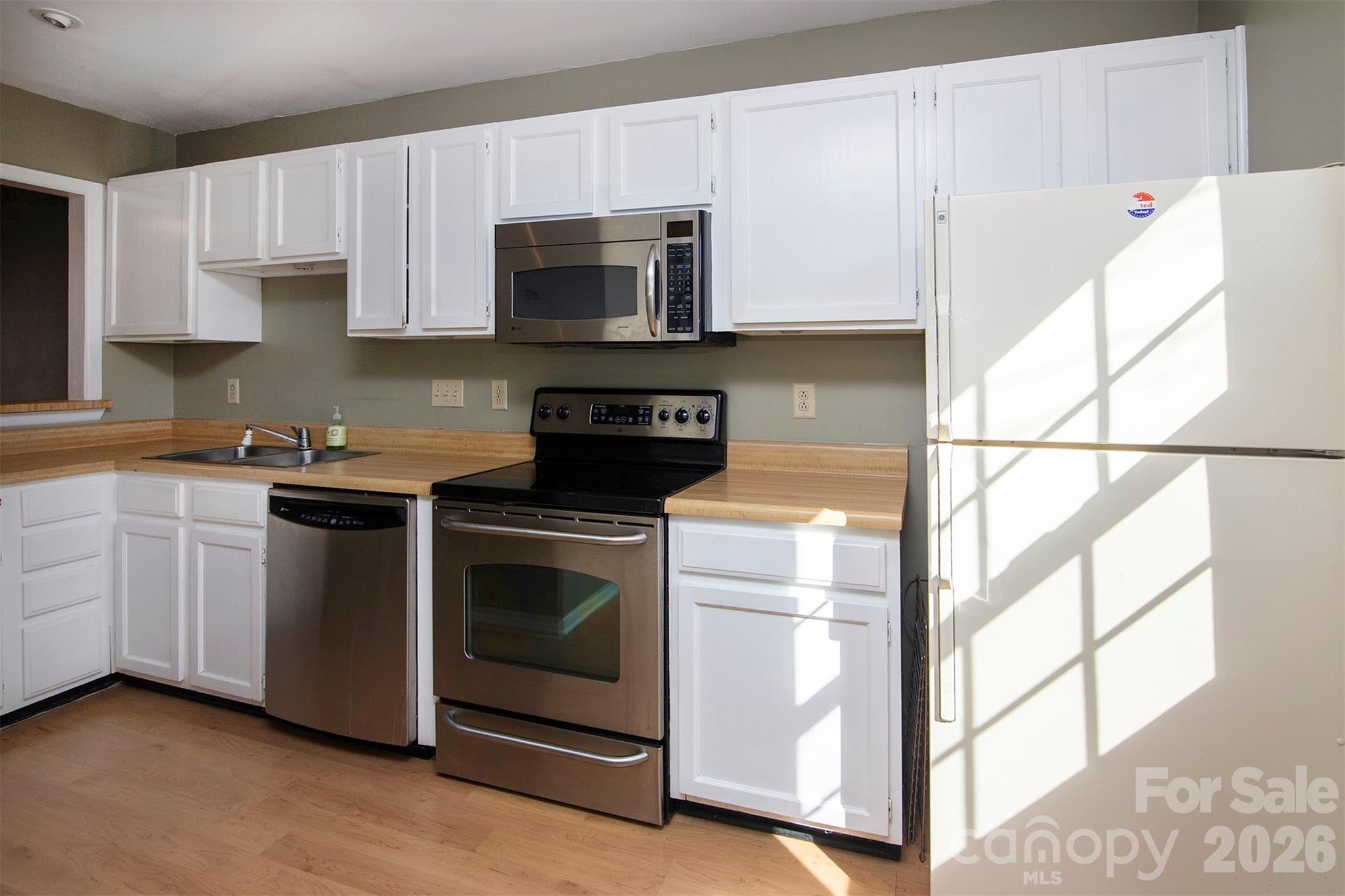 6116 Heath Ridge Court #H — Charlotte