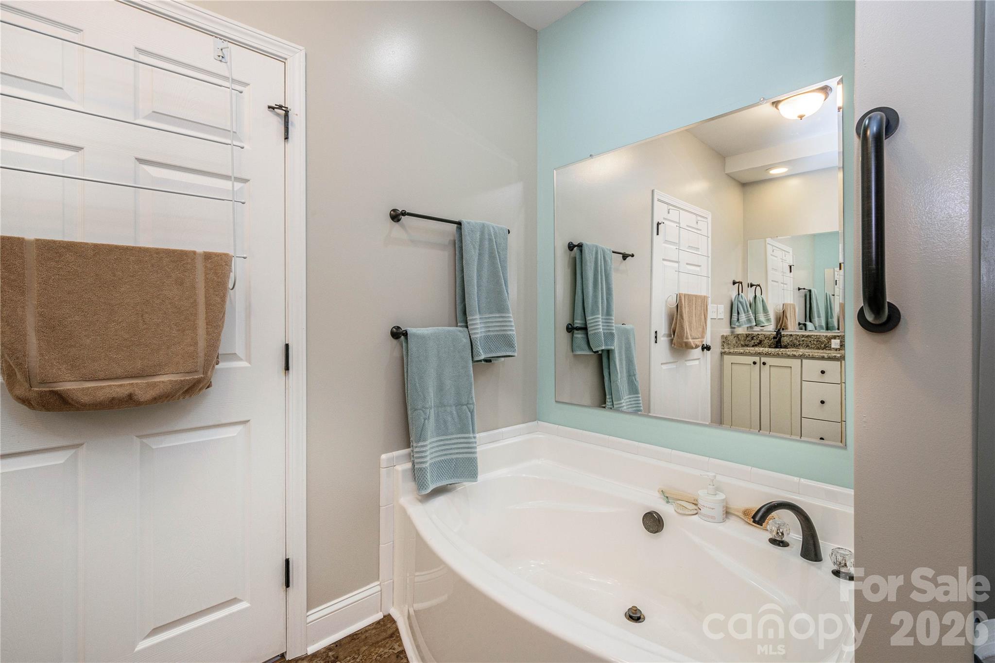 281 Ewbank Road — Etowah